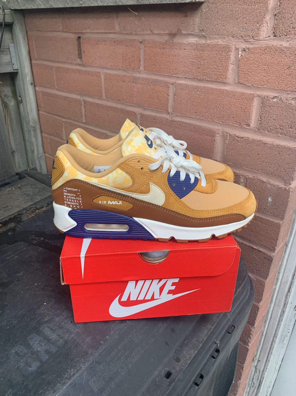 Nike Air Max 90 SE Air Content Pack 2020 Size US 10 / EU 43 - 1 Thumbnail