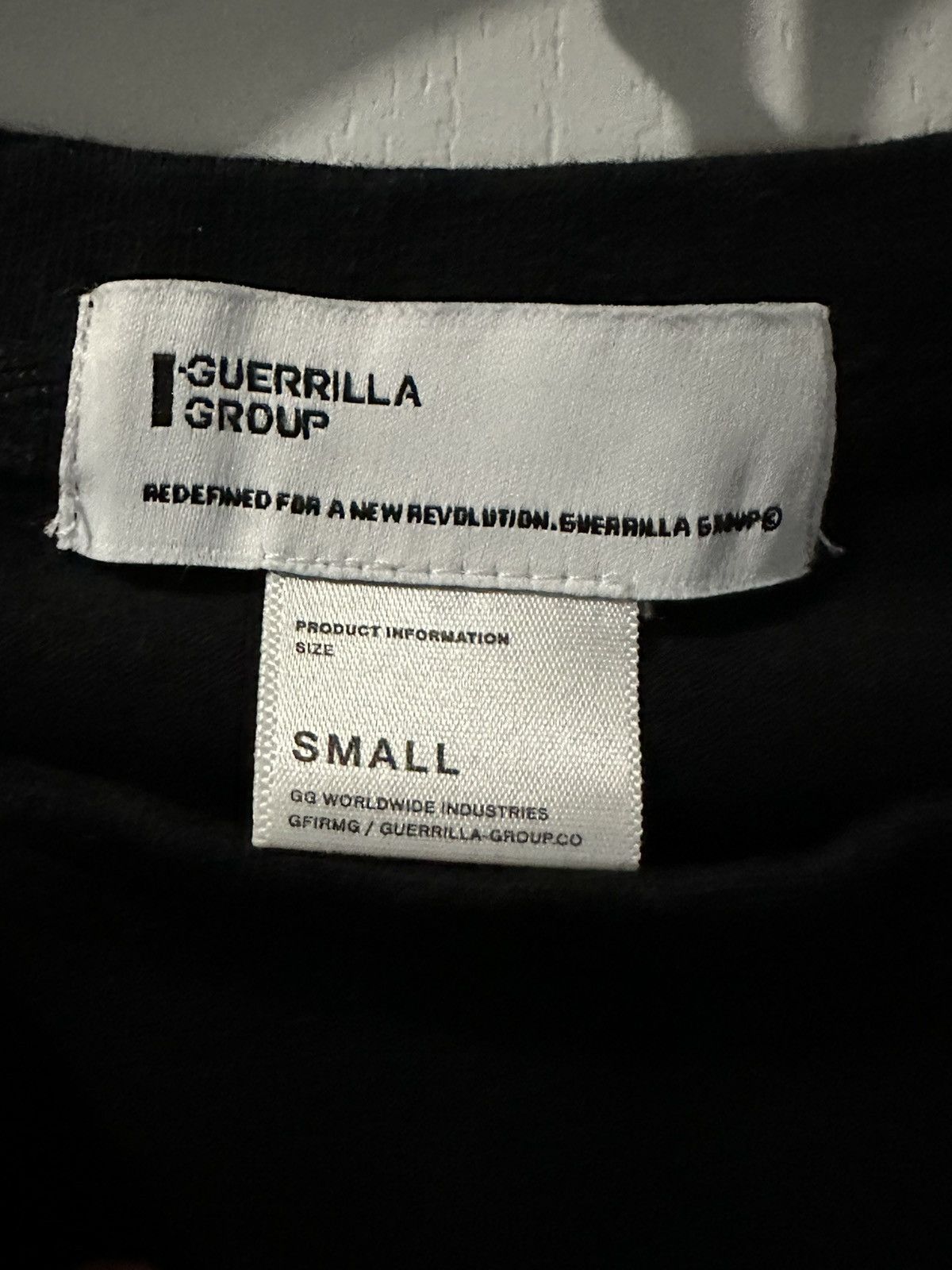 Guerilla Group × Guerrilla Group Guerrilla Group Black T-shirt 20S-ES-GT03 Size US S / EU 44-46 / 1 - 7 Thumbnail