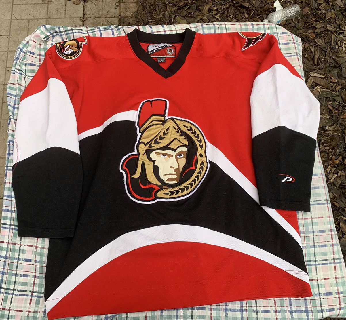 NHL × Pro Player × Vintage Pro Player Ottawa Senators NHL Jersey Size US XXL / EU 58 / 5 - 1 Thumbnail