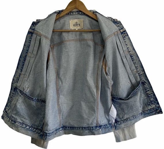Levi's Made & Crafted × Levi's Vintage Clothing × Vintage 🔥 SAMPLE LEVI’S 90s DISTRESSED CUT DENIM TRUCKER JACKET Size US M / EU 48-50 / 2 - 3 Thumbnail