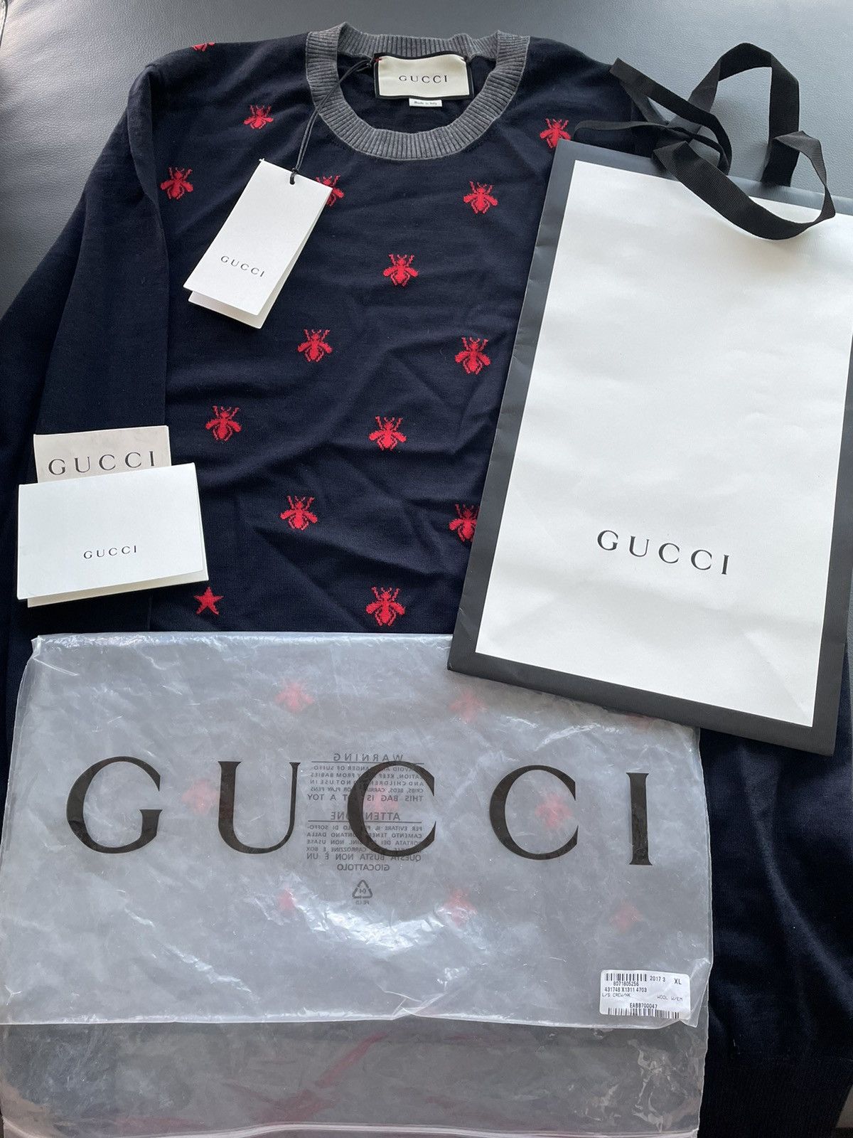 Gucci Rare Limited Iconic Super Runway Bee 🐝 Fine Wool Sweater Size US L / EU 52-54 / 3 - 14 Thumbnail