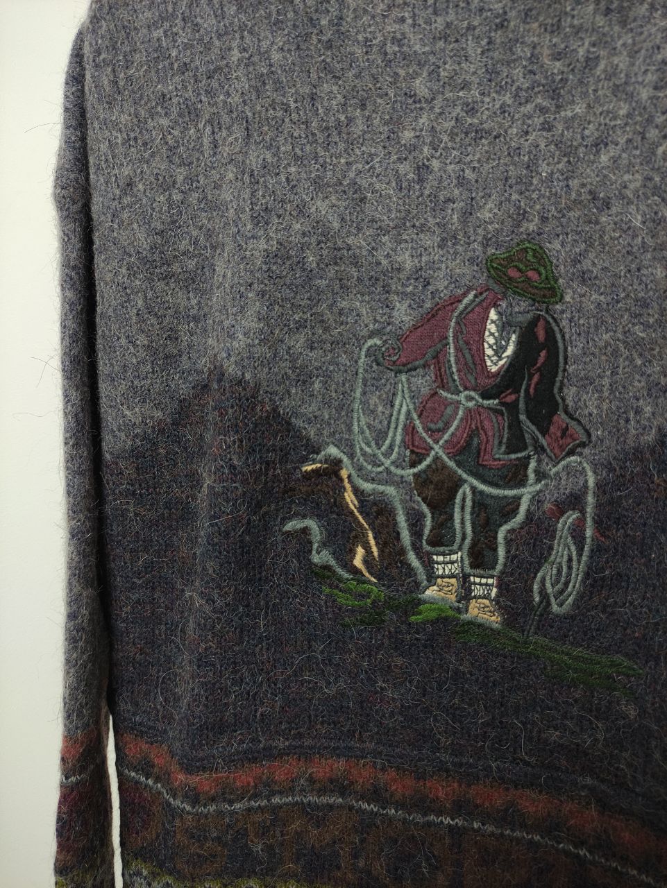Vintage Knitwear Embroidered vintage alpaca lana Size US S / EU 44-46 / 1 - 3 Thumbnail