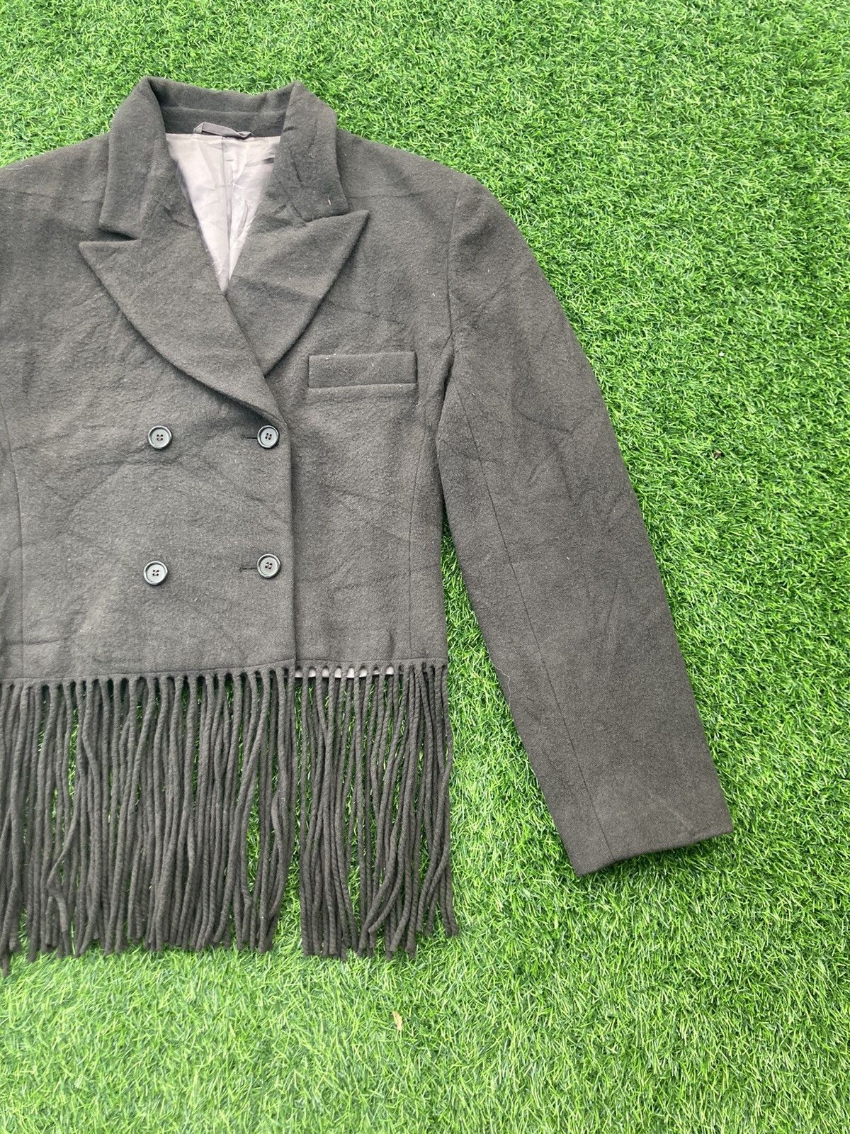 Helmut Lang ⭐️BIDDING OFFER⭐️ VINTAGE HELMUT LANG WOOL FRINGE JACKET Size US M / EU 48-50 / 2 - 4 Thumbnail
