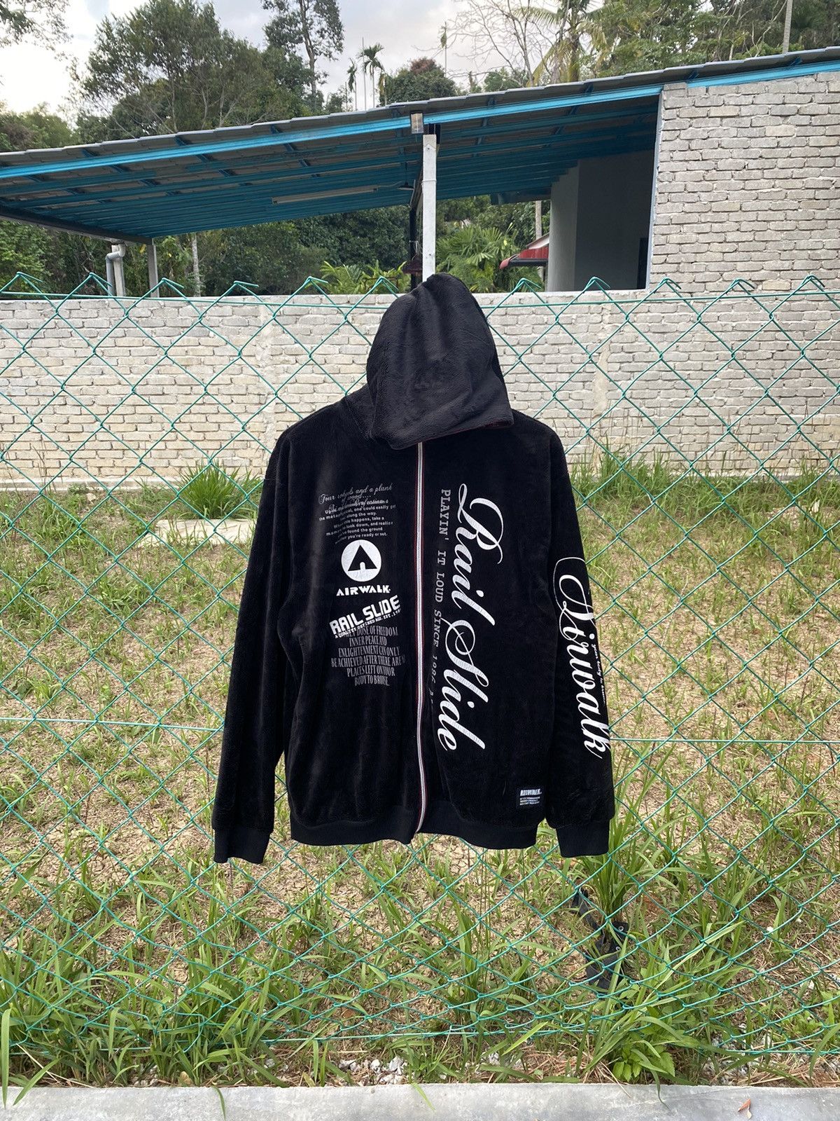 Airwalk Airwalk poem spellout hoodies Size US XL / EU 56 / 4 - 1 Thumbnail