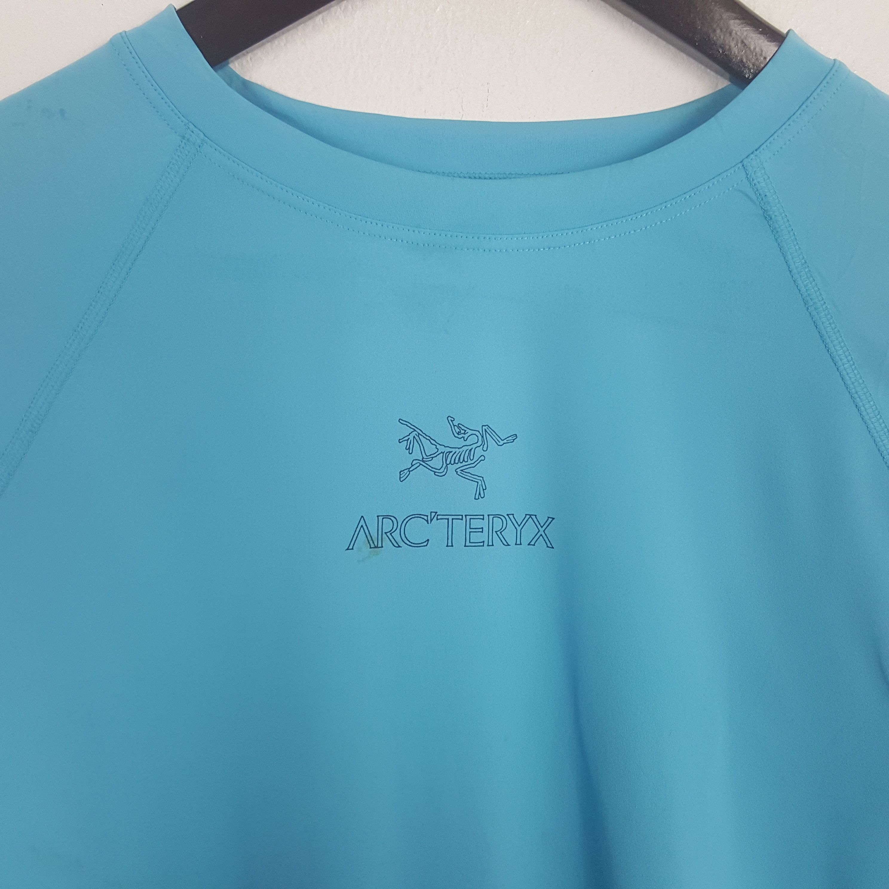 Arc'teryx × Vintage Vintage Arc'Teryx Tshirt Size S / US 4 / IT 40 - 2 Thumbnail