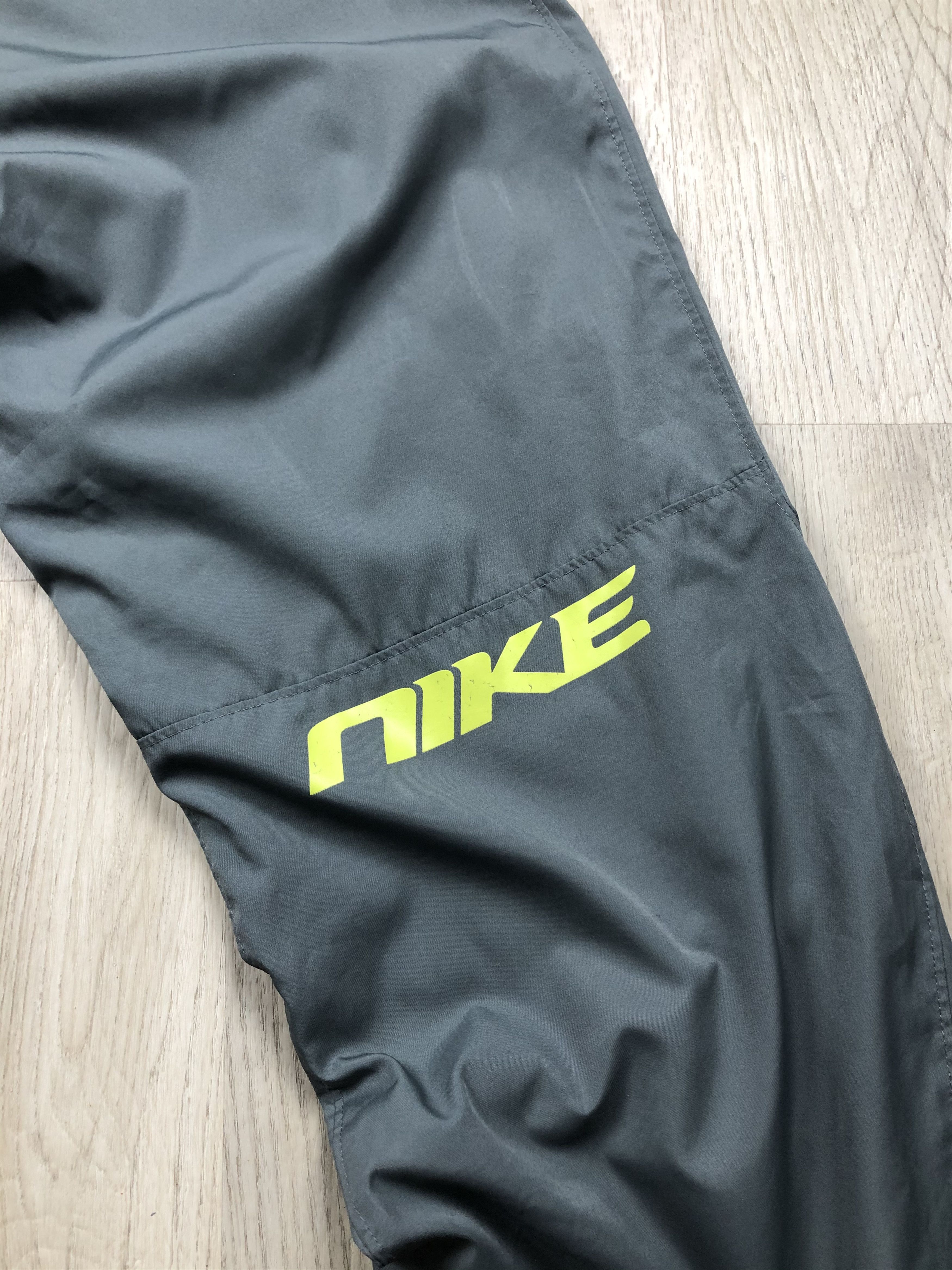 Nike × Vintage Nike Vintage Mens Nylon Pants Drill style Size US 30 / EU 46 - 10 Thumbnail