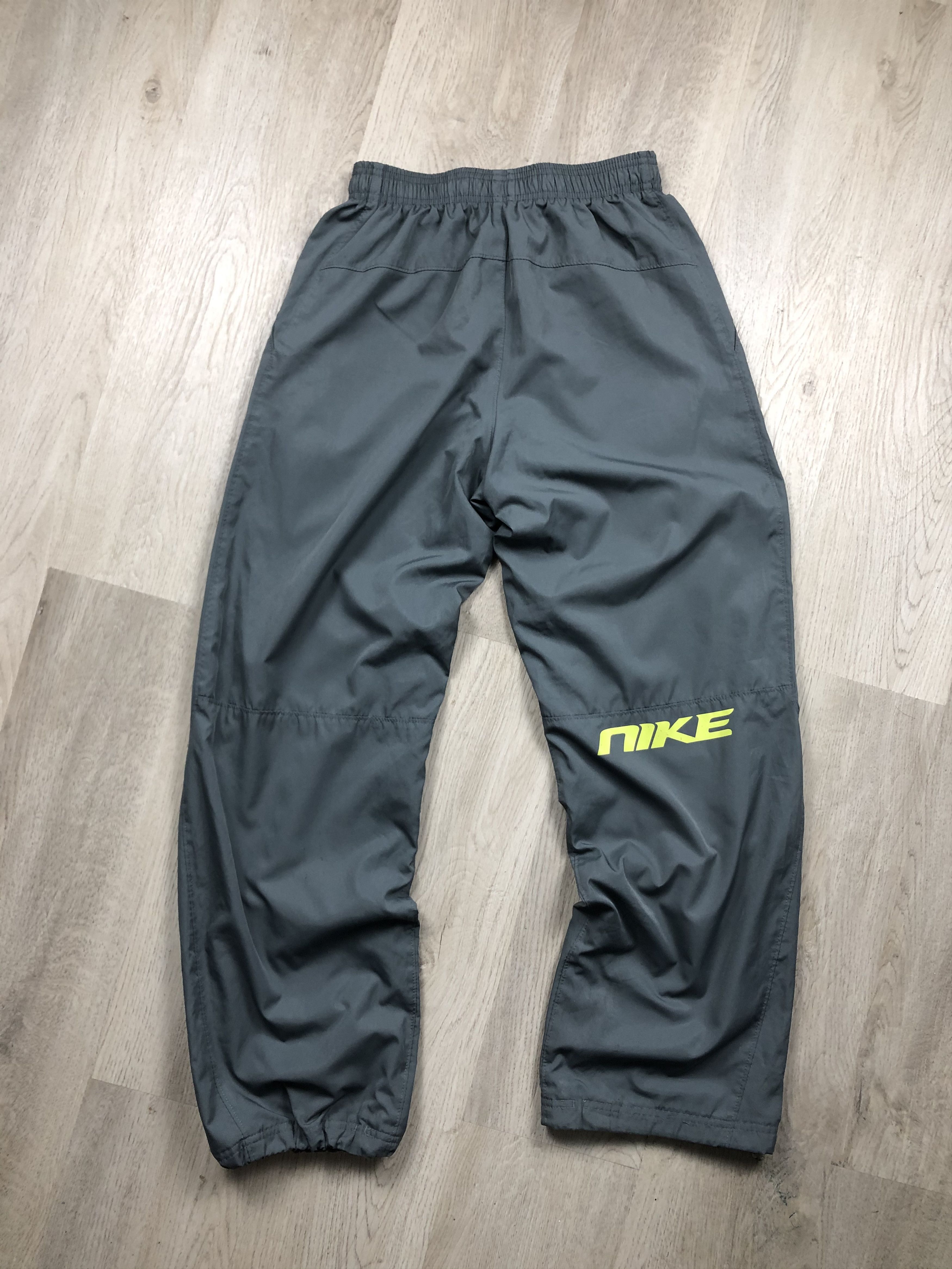 Nike × Vintage Nike Vintage Mens Nylon Pants Drill style Size US 30 / EU 46 - 9 Thumbnail