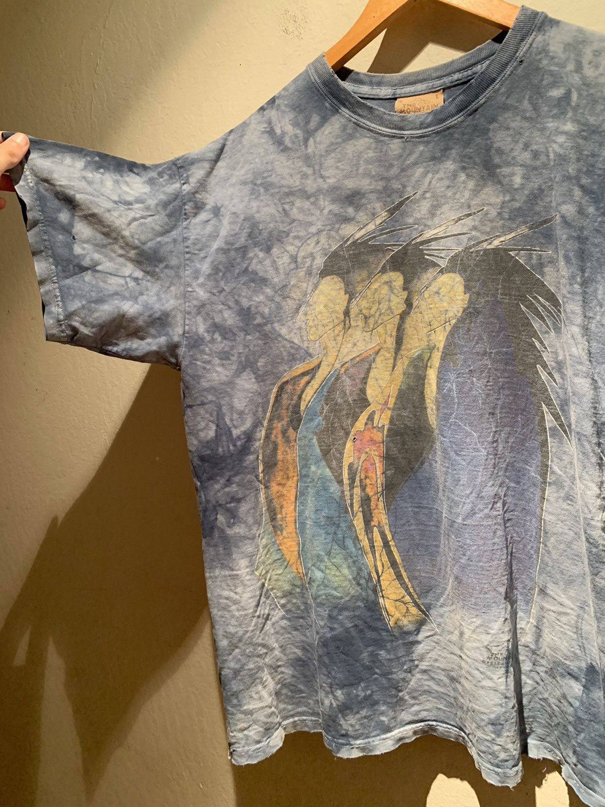 The Mountain *RARE* Vintage 1998 The Mountain Native Tribal Art T-Shirt L Size US L / EU 52-54 / 3 - 2 Thumbnail
