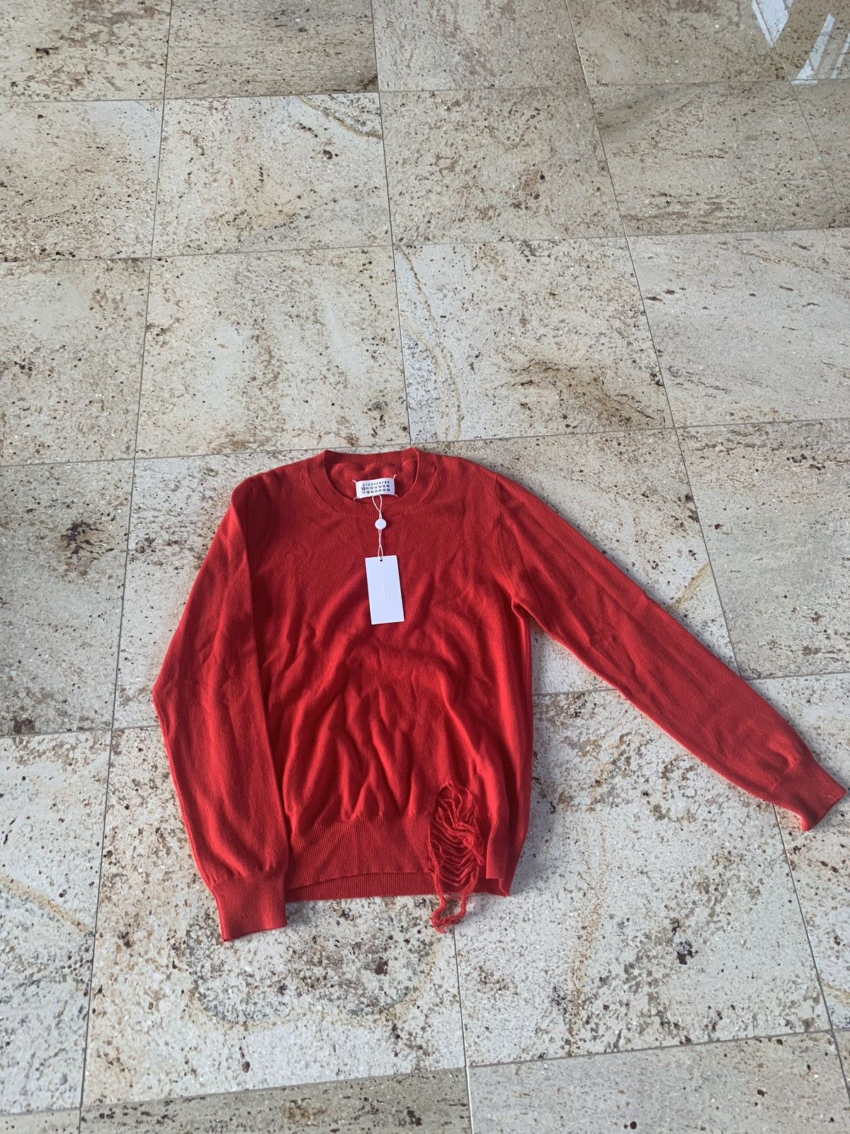 Maison Margiela S50HA0823 Distressed Knitwear in Red Size US S / EU 44-46 / 1 - 1 Thumbnail