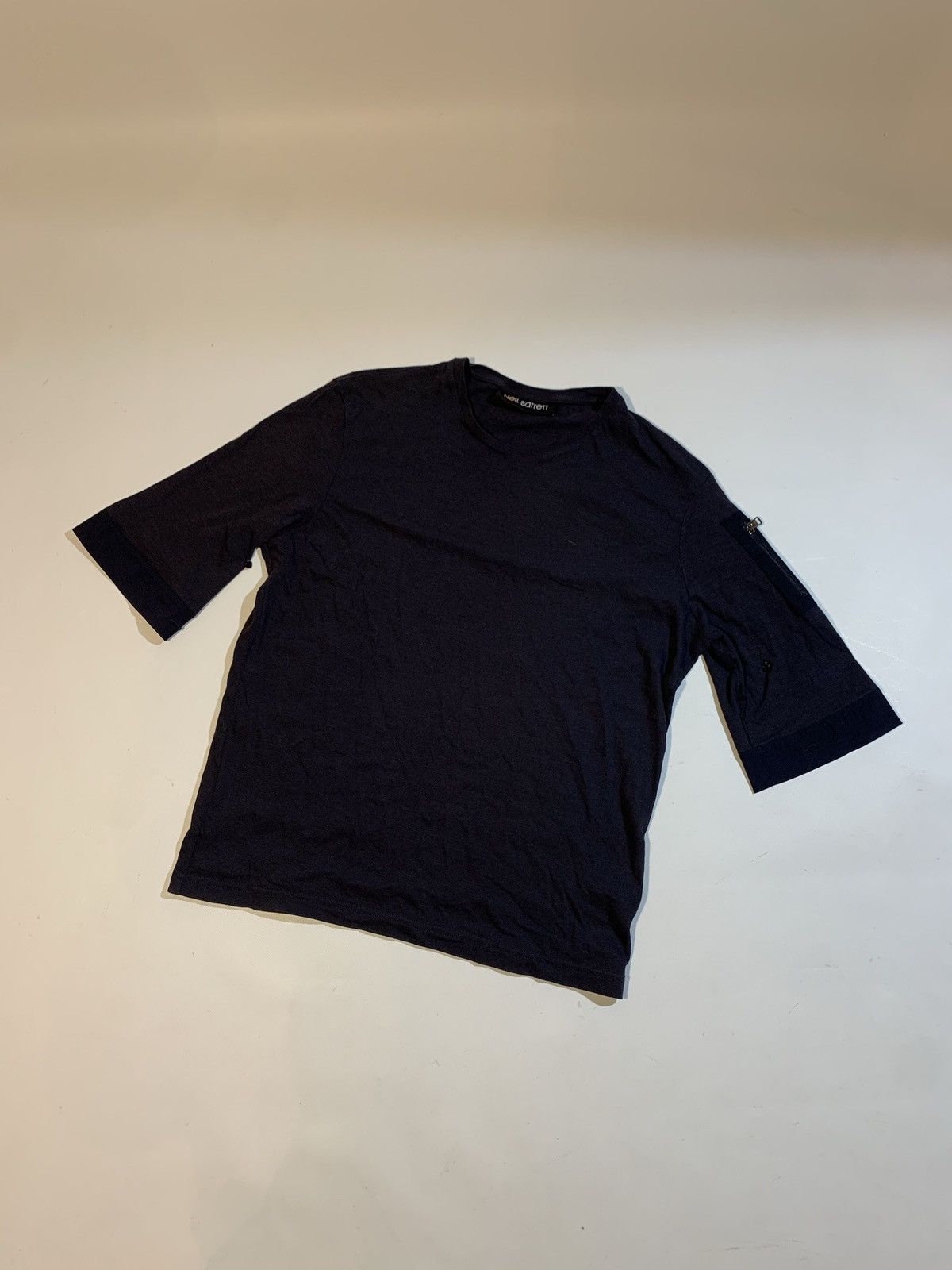 Neil Barrett Neil Barrett Minimalist Chain Rolled Up Jersey Zip-Pocket Size US S / EU 44-46 / 1 - 1 Thumbnail