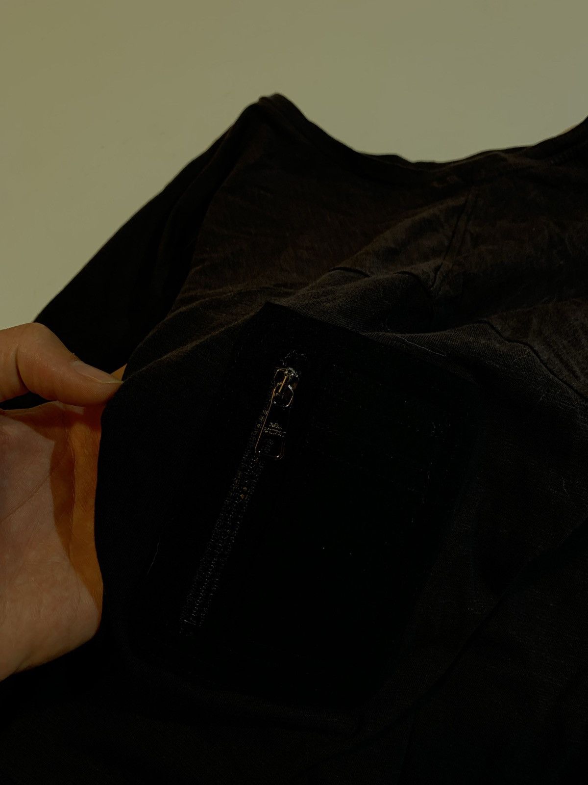 Neil Barrett Neil Barrett Minimalist Chain Rolled Up Jersey Zip-Pocket Size US S / EU 44-46 / 1 - 4 Thumbnail