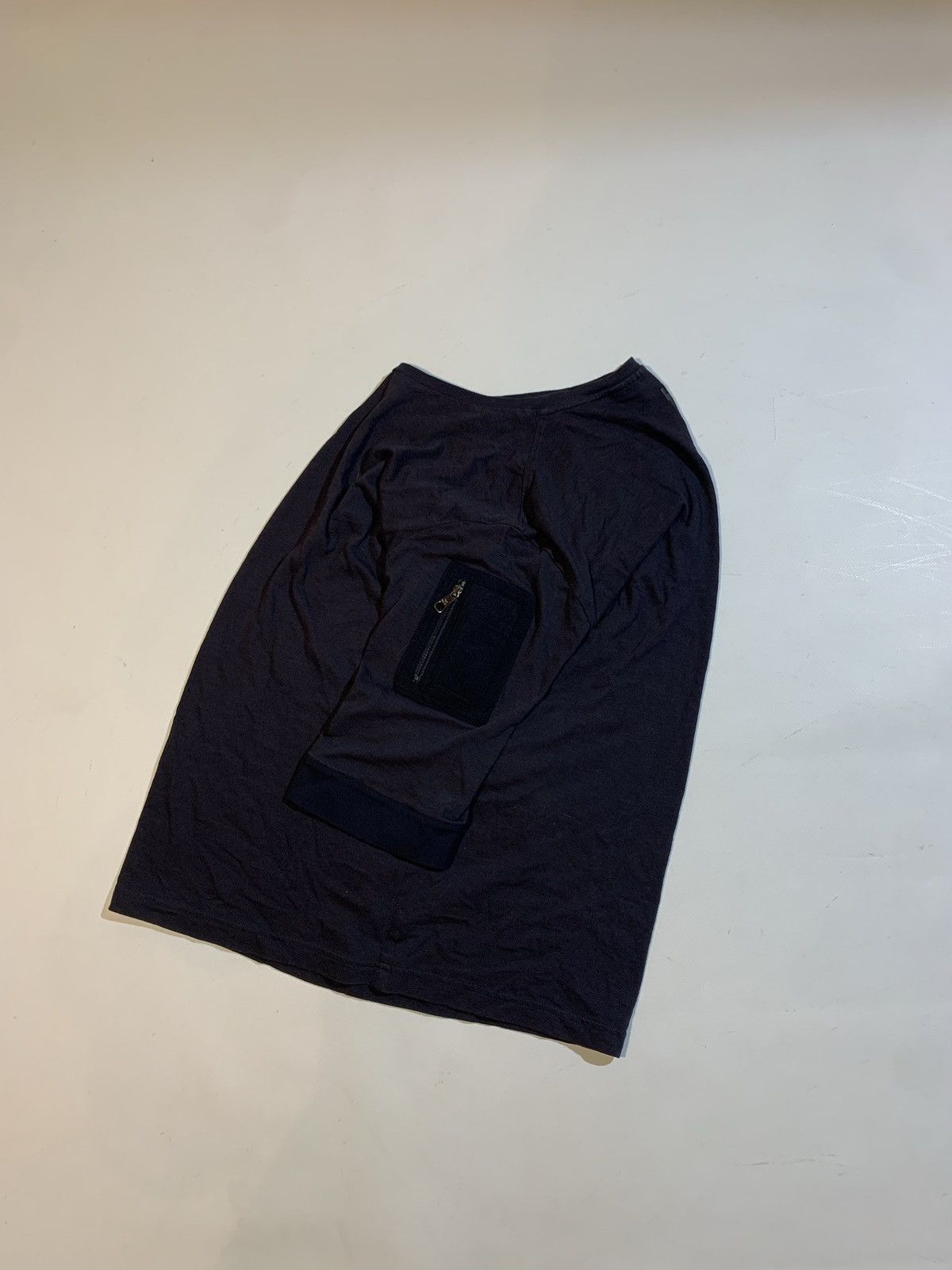 Neil Barrett Neil Barrett Minimalist Chain Rolled Up Jersey Zip-Pocket Size US S / EU 44-46 / 1 - 3 Thumbnail