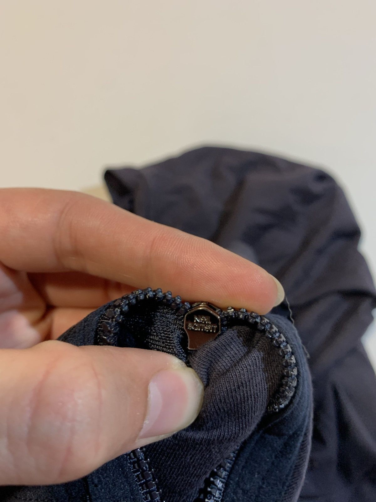 Neil Barrett Neil Barrett Minimalist Chain Rolled Up Jersey Zip-Pocket Size US S / EU 44-46 / 1 - 5 Thumbnail