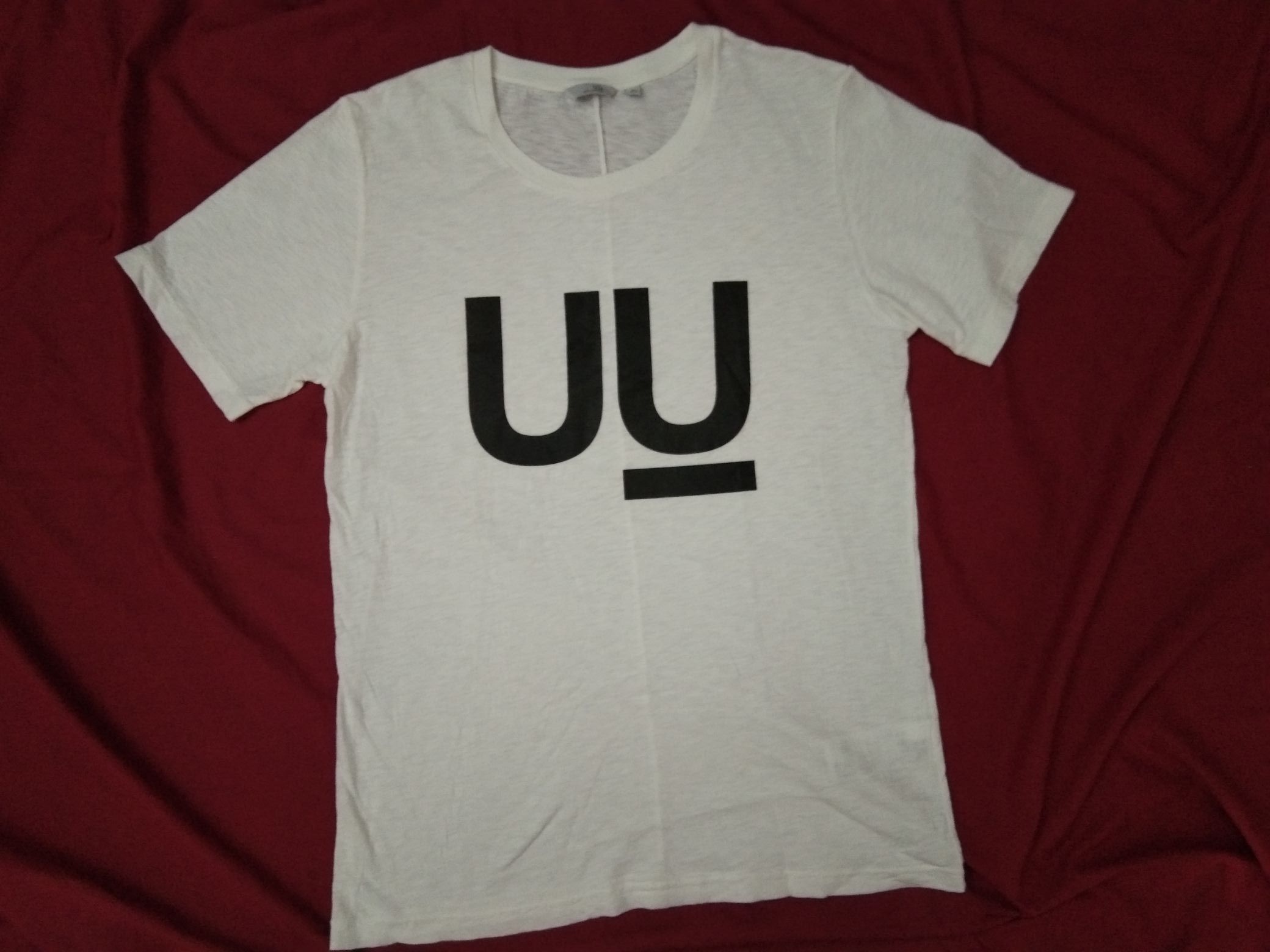 Jun Takahashi × Undercover × Uniqlo Undercover Logo Jun Takahashi Japan designer Size US M / EU 48-50 / 2 - 2 Thumbnail