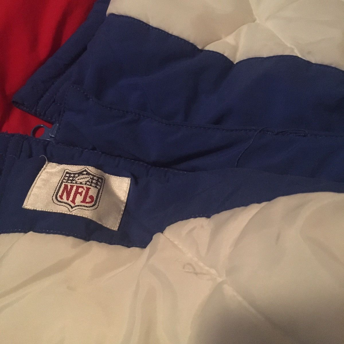 Apex One Vintage Apex One Pro Line New York Giants Zip Puffer Jacket Size US L / EU 52-54 / 3 - 10 Thumbnail