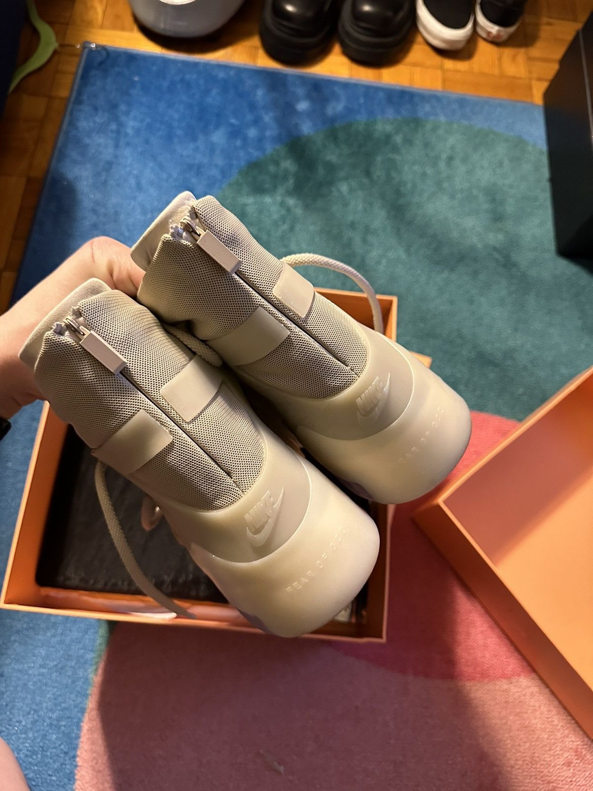 Fear of God × Nike Nike Air Fear of God 1 Oatmeal Size US 11.5 / EU 44-45 - 9 Thumbnail