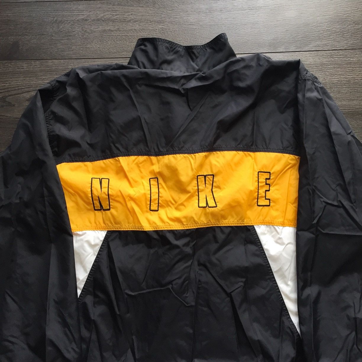 Nike × Vintage Vintage 90s Nike Spellout Windbreaker Jacket Size US XL / EU 56 / 4 - 2 Thumbnail