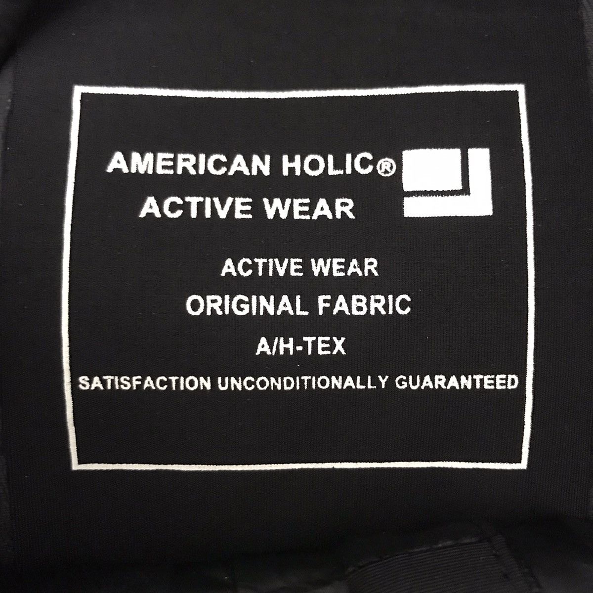 Vintage AMERICAN HOLIC A/H Tec Active Wear Black Hooded Light Jacket Size US L / EU 52-54 / 3 - 4 Thumbnail