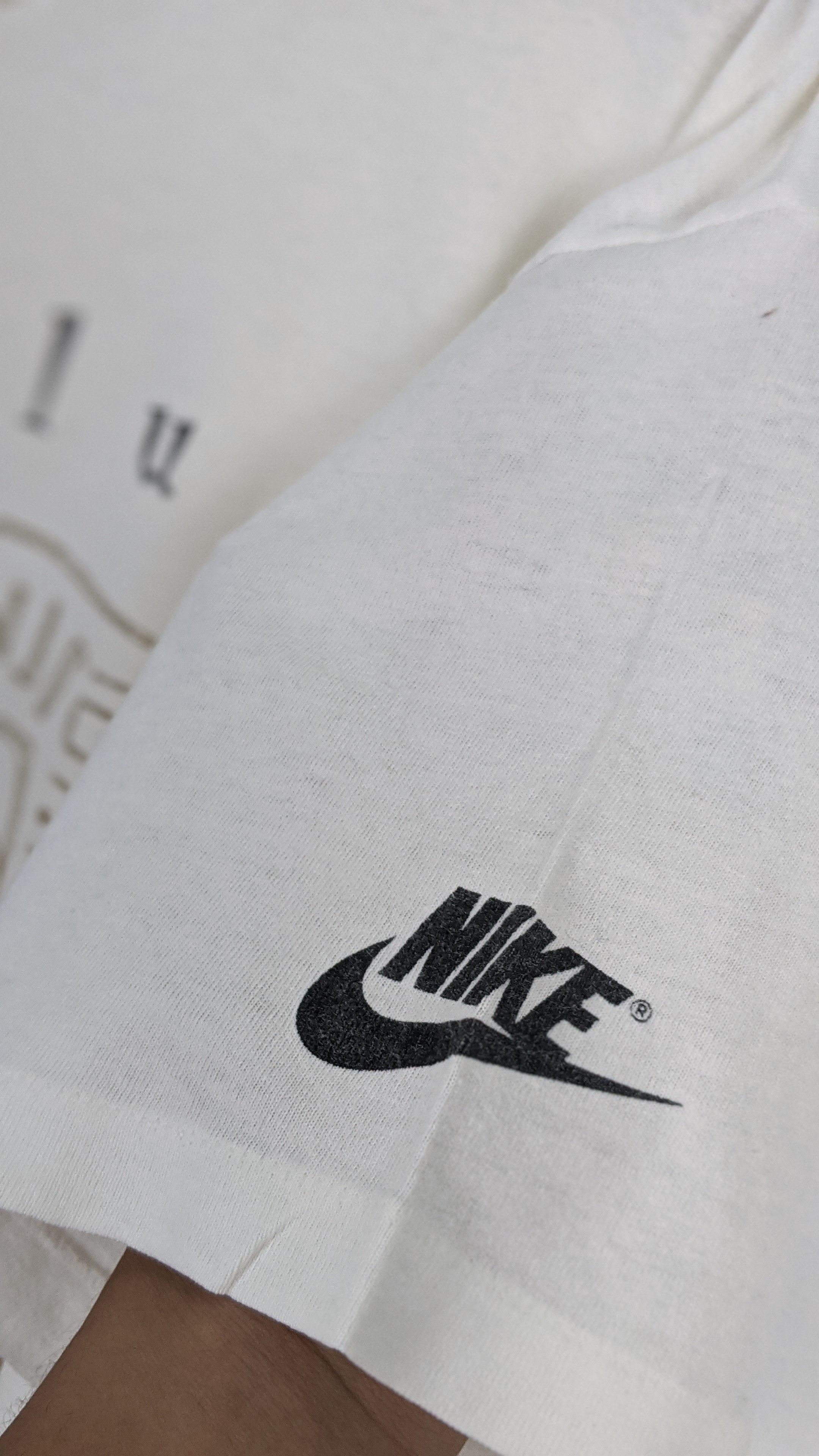 Nike × Vintage Vintage 90s Nike Honololu Marathon 1993 Finisher shirt Size US M / EU 48-50 / 2 - 4 Thumbnail