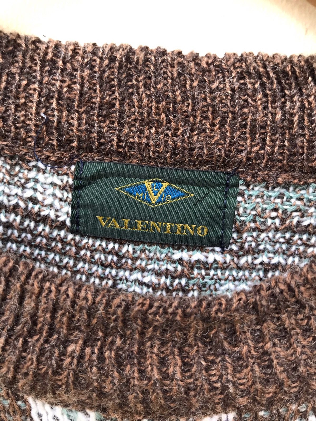 Valentino Vintage Valentino Hand Knit Sweater Size US L / EU 52-54 / 3 - 5 Thumbnail