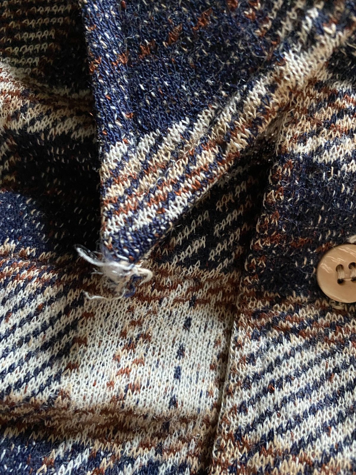 Vintage Vintage 60’s Plaid Distressed Long Sleeve Button Up Size US L / EU 52-54 / 3 - 8 Thumbnail
