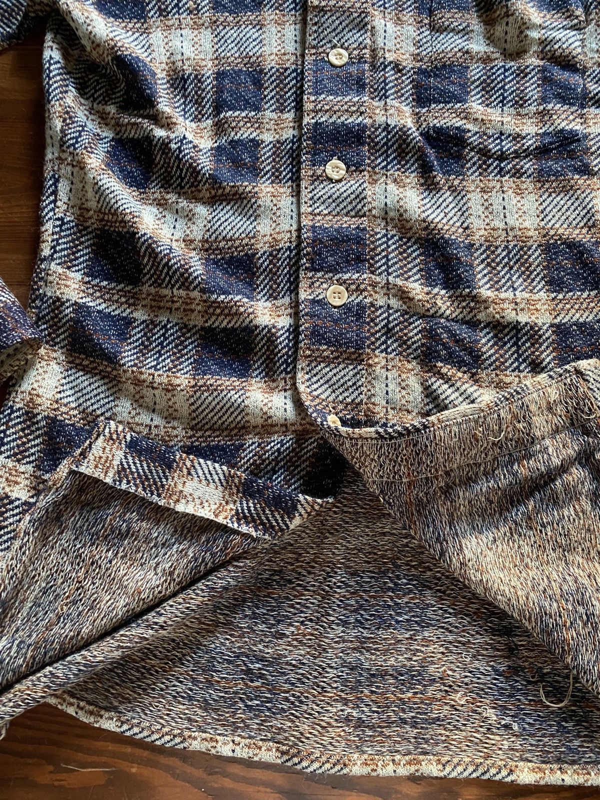 Vintage Vintage 60’s Plaid Distressed Long Sleeve Button Up Size US L / EU 52-54 / 3 - 3 Thumbnail