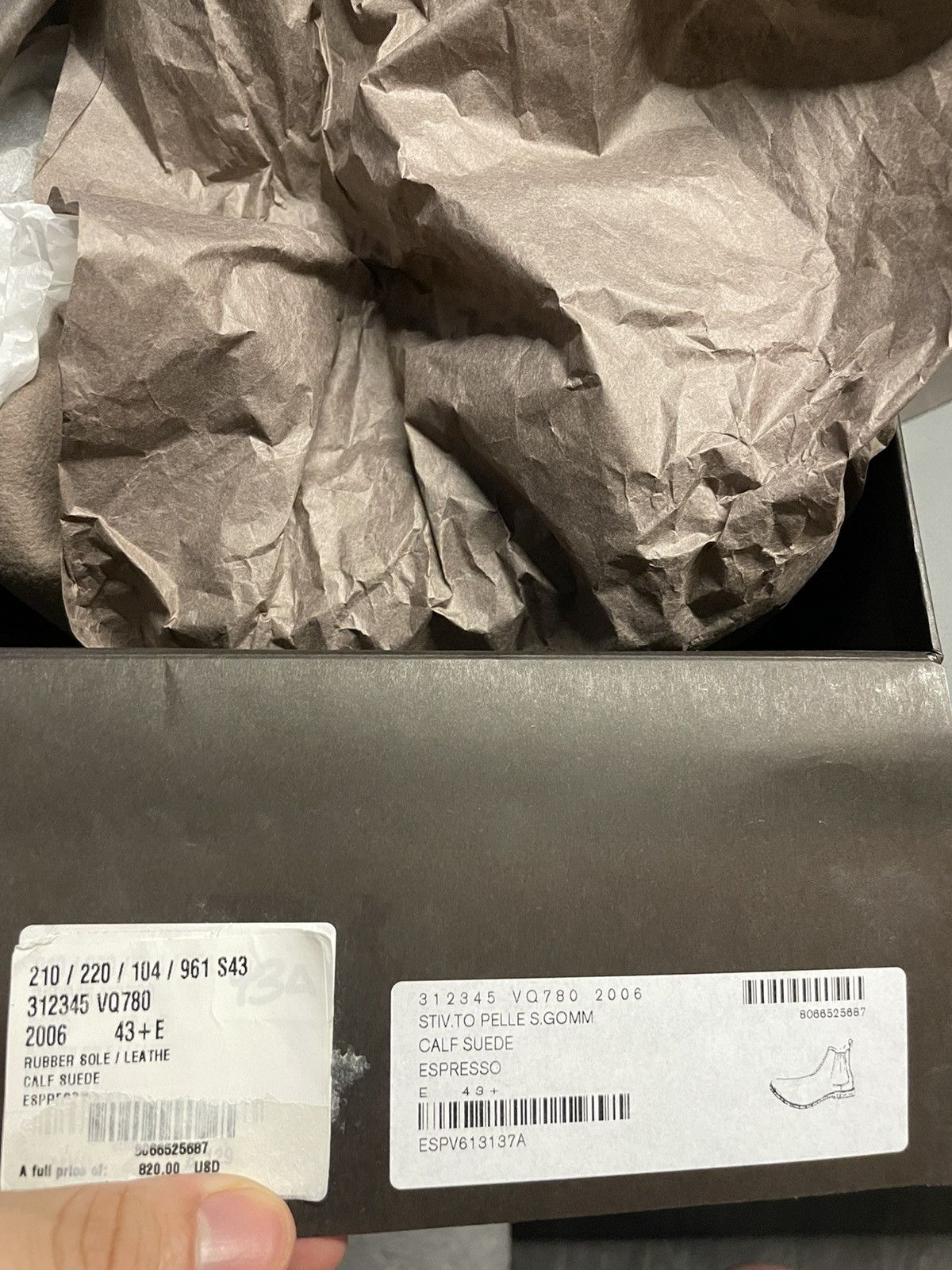 Bottega Veneta × Tomas Maier $1K+ Value Brand NEW Runway Classic Suede Chelsea Boots Size US 10.5 / EU 43-44 - 9 Thumbnail