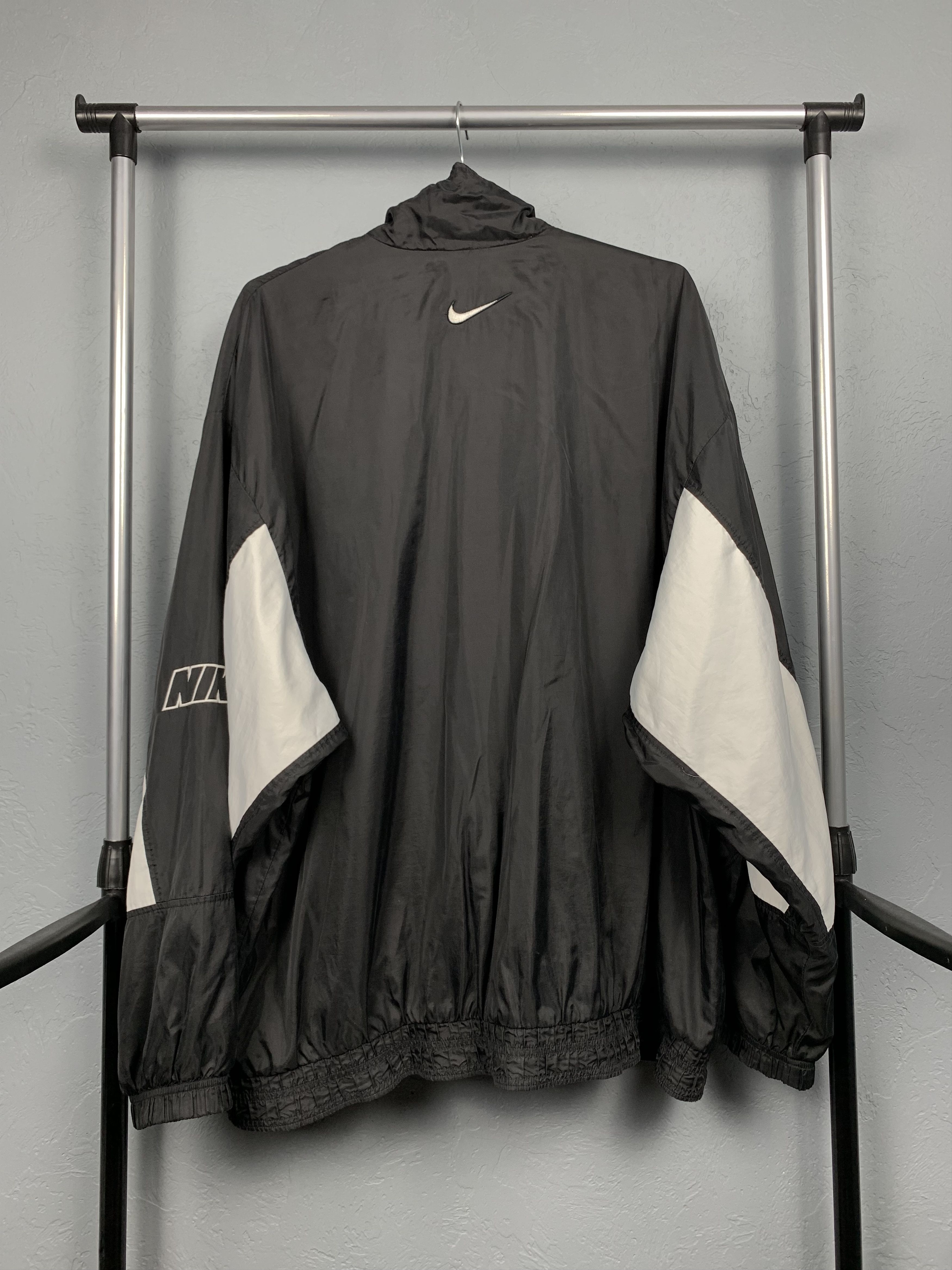 Nike Nike Vintage Mens Big Swoosh Jacket Windbreaker Size US XXL / EU 58 / 5 - 6 Thumbnail