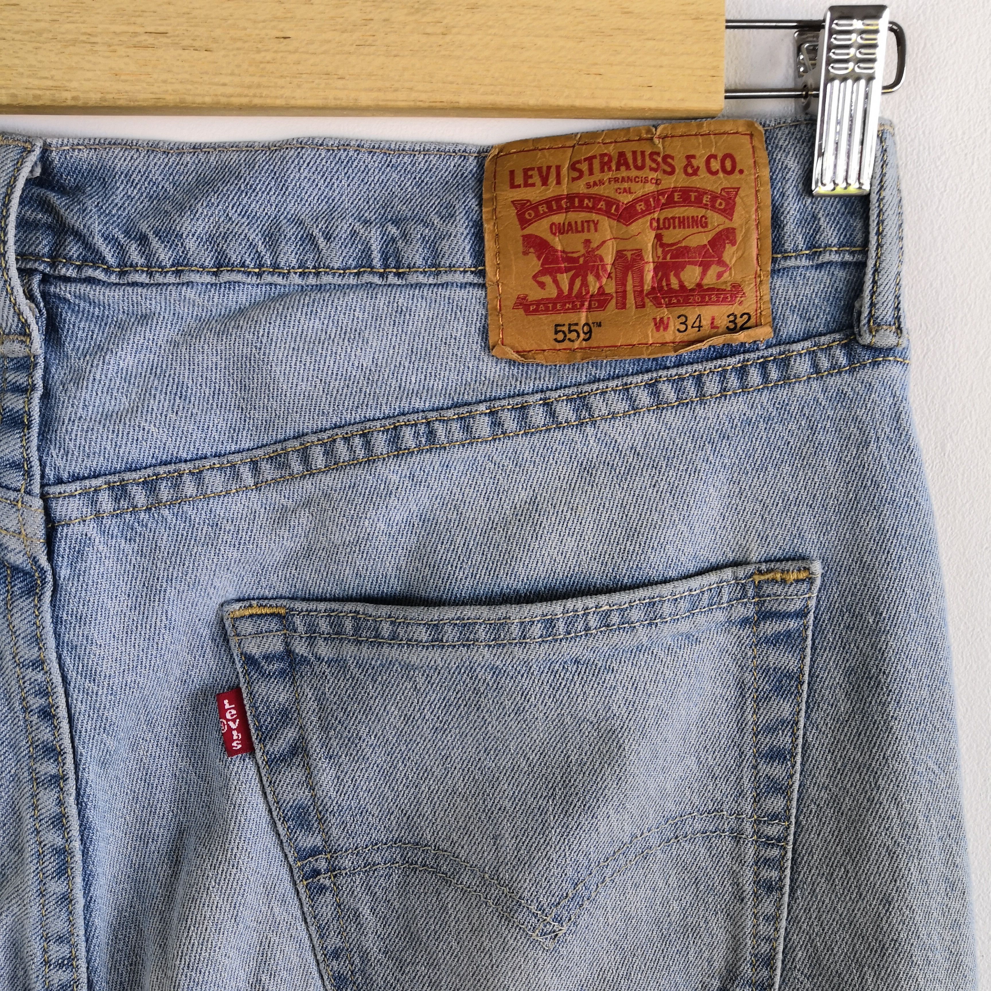 Levi's Vintage Levis Sun Faded Jeans Levi's Light Wash Denim Size US 34 / EU 50 - 7 Thumbnail
