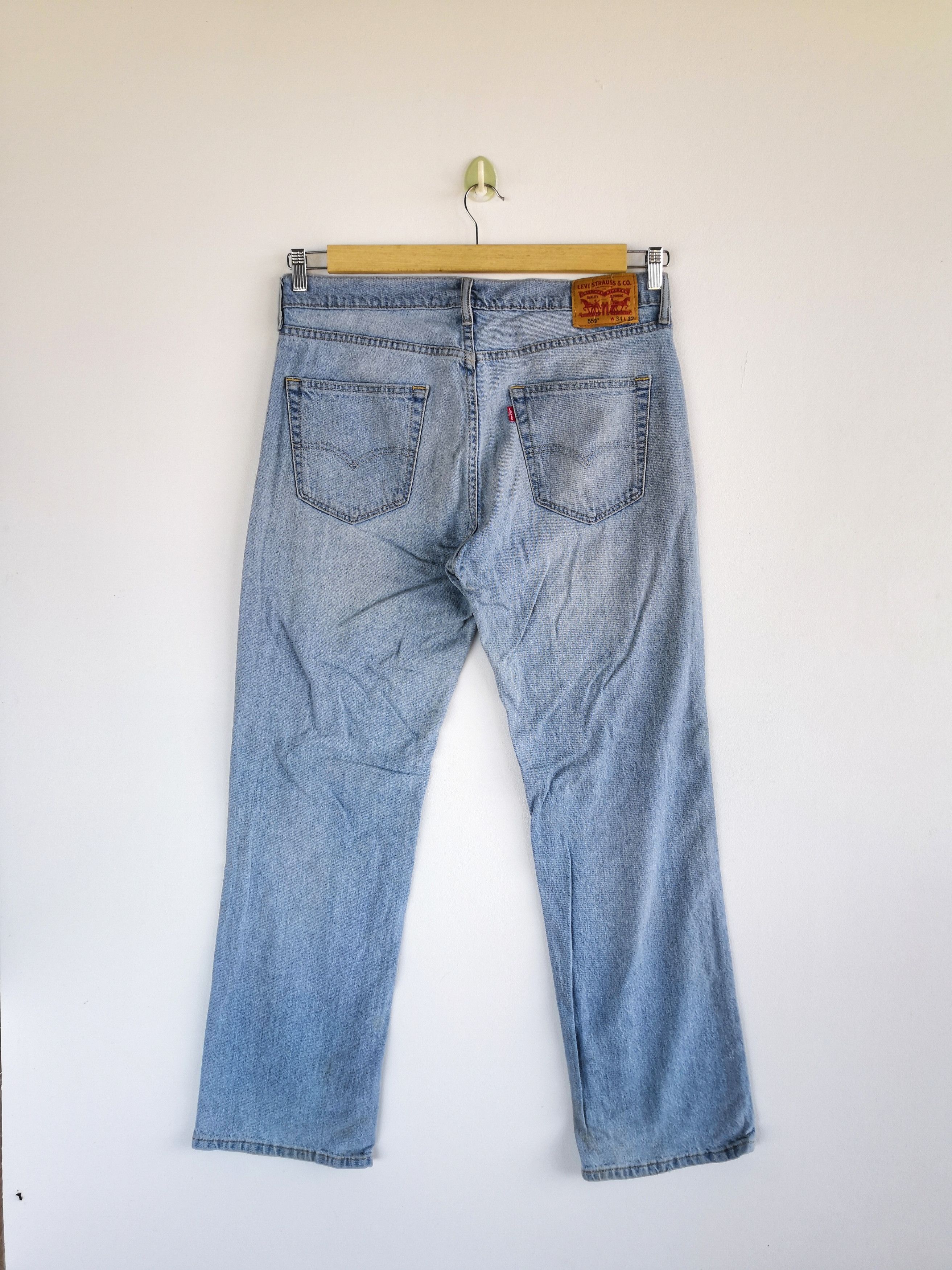 Levi's Vintage Levis Sun Faded Jeans Levi's Light Wash Denim Size US 34 / EU 50 - 2 Thumbnail