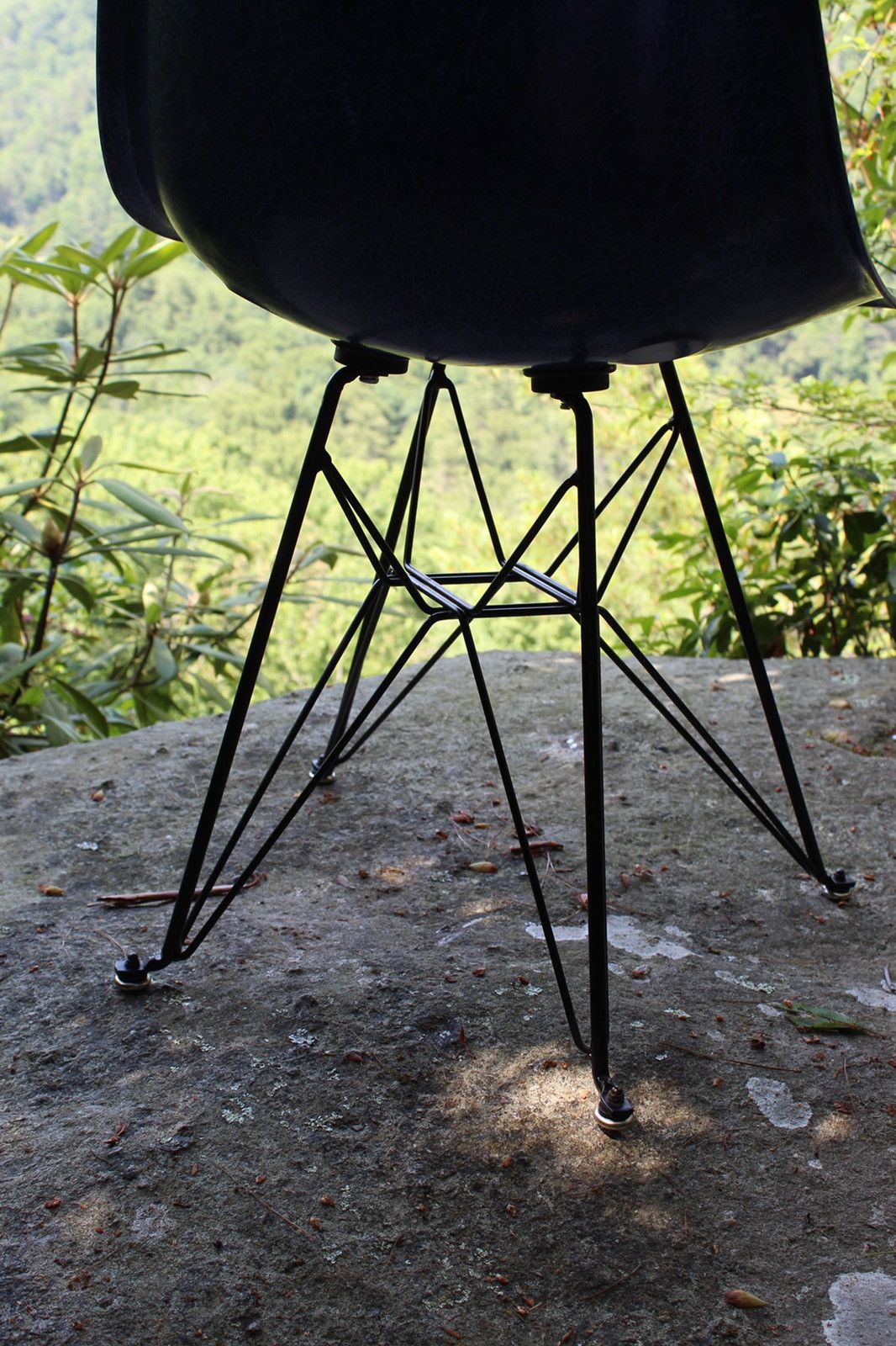 Modernica *1 of 5* F&F Salehe Bembury Eiffel Shell Chair Size ONE SIZE - 18 Thumbnail