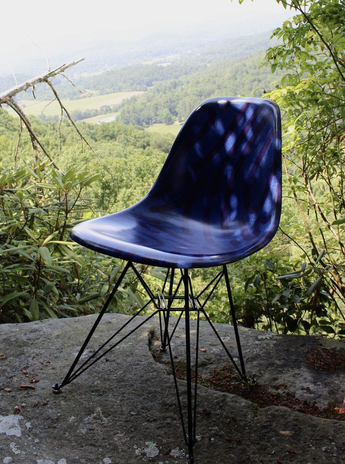 Modernica *1 of 5* F&F Salehe Bembury Eiffel Shell Chair Size ONE SIZE - 1 Thumbnail
