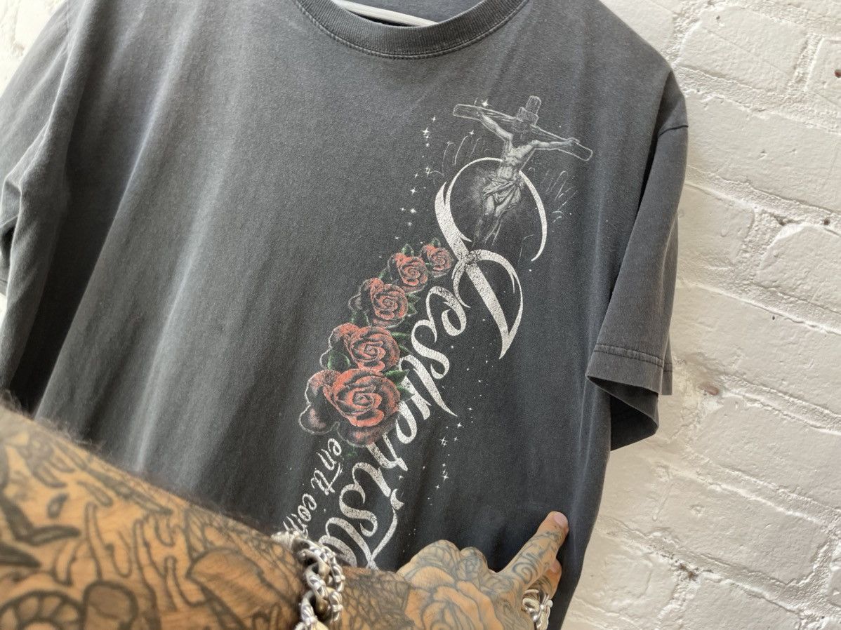 Vintage Vintage THRASHED Faded Rose Religion God Cross Jesus Shirt Size US XL / EU 56 / 4 - 7 Thumbnail