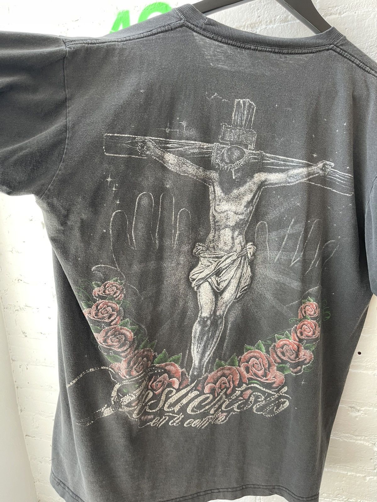 Vintage Vintage THRASHED Faded Rose Religion God Cross Jesus Shirt Size US XL / EU 56 / 4 - 13 Thumbnail