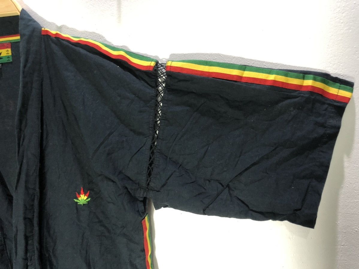Bob Marley REGAE edition CANNABIS KIMONO Rasta stripe Size US M / EU 48-50 / 2 - 7 Thumbnail