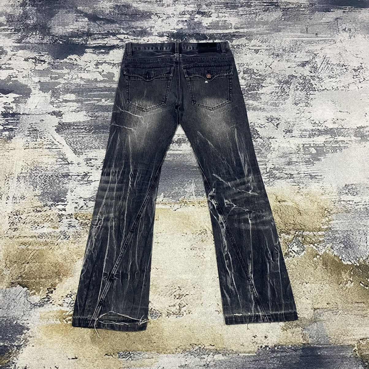 Japanese Brand Vintage Japanese Lightning Design Distressed Jeans Size US 31 - 6 Thumbnail
