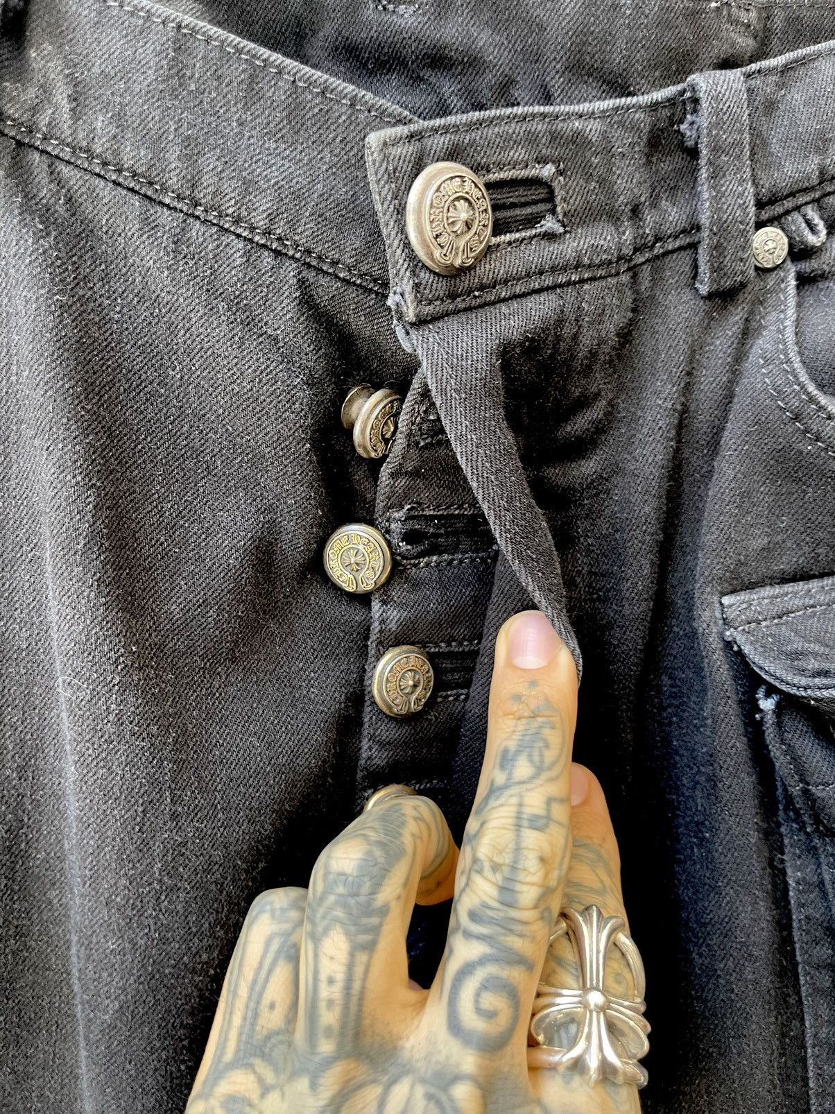 Chrome Hearts Chrome Hearts 9 Pocket Fatigue Cargo Denim Jeans 32 33 34 Size US 33 - 5 Thumbnail