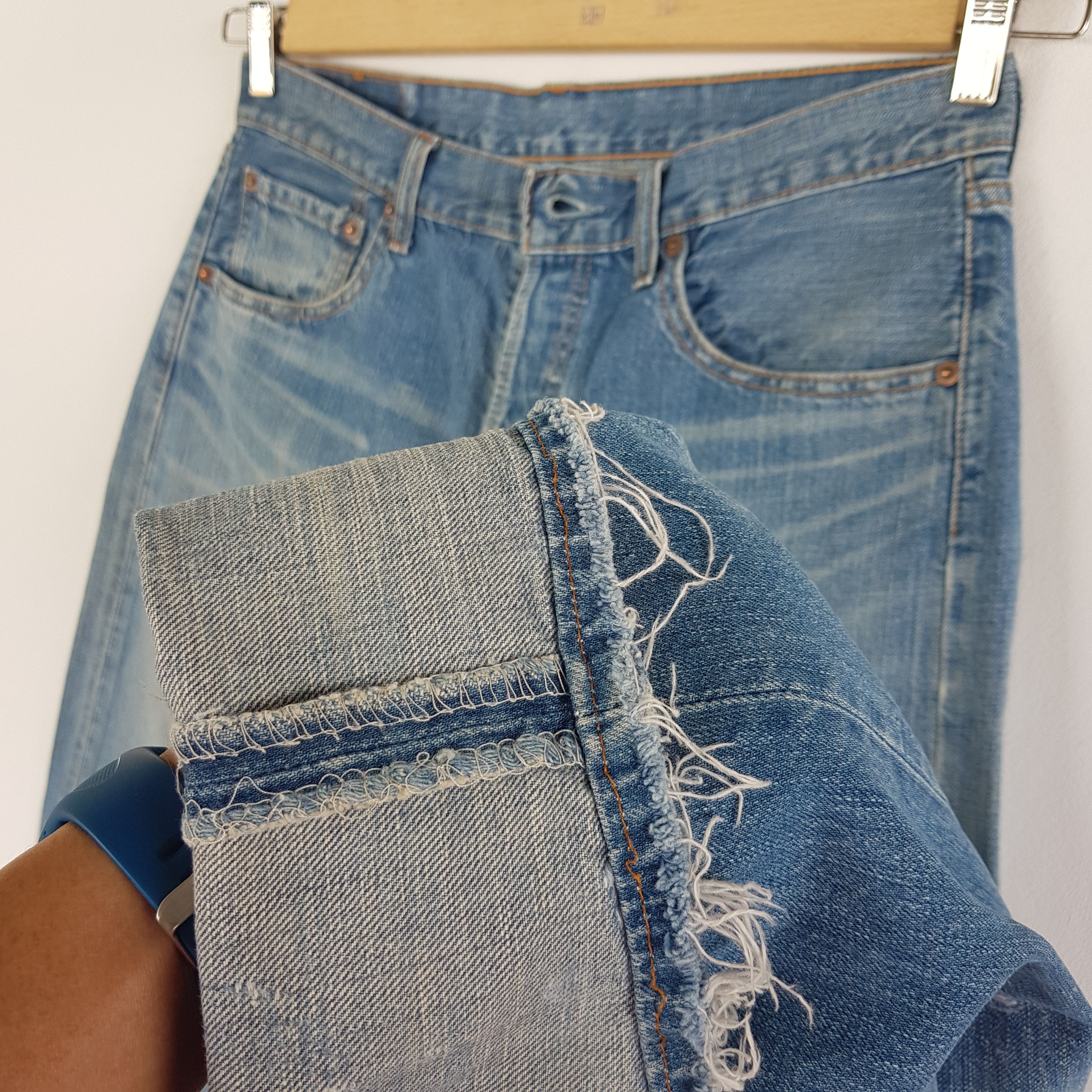 Levi's Vintage Levis 501 Distressed Jeans Levi's 501 Faded Denim Size US 32 / EU 48 - 10 Thumbnail