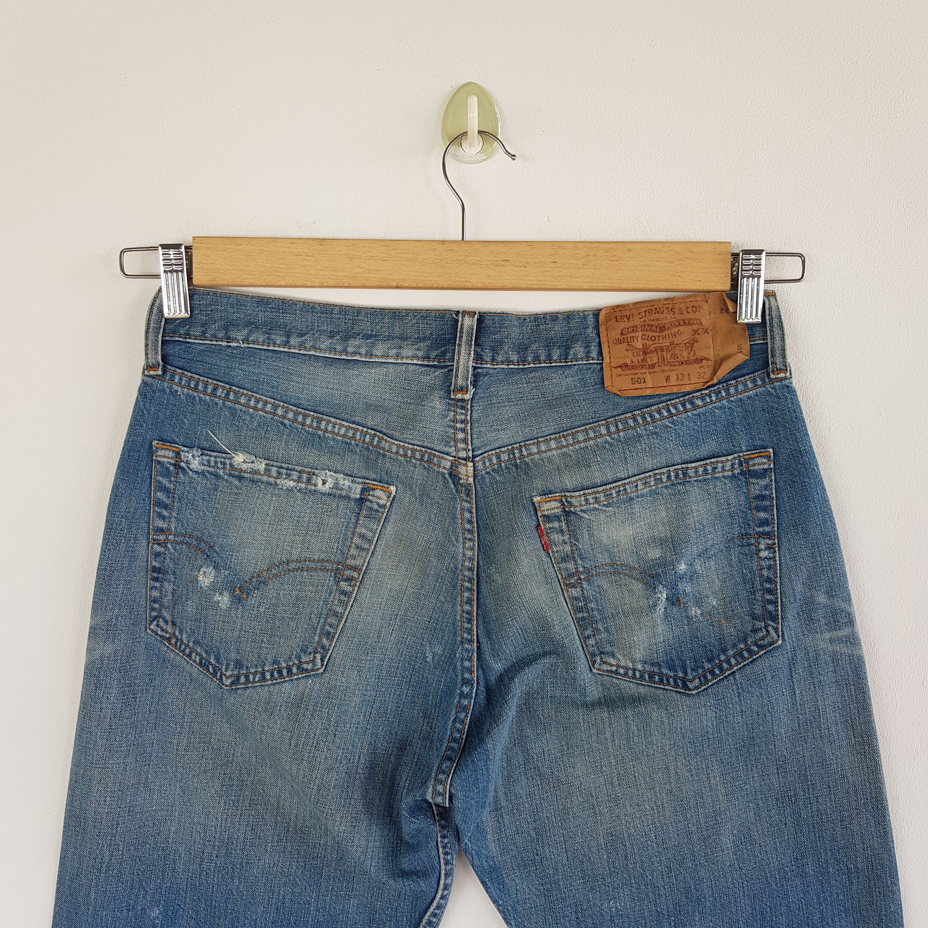 Levi's Vintage Levis 501 Distressed Jeans Levi's 501 Faded Denim Size US 32 / EU 48 - 4 Thumbnail