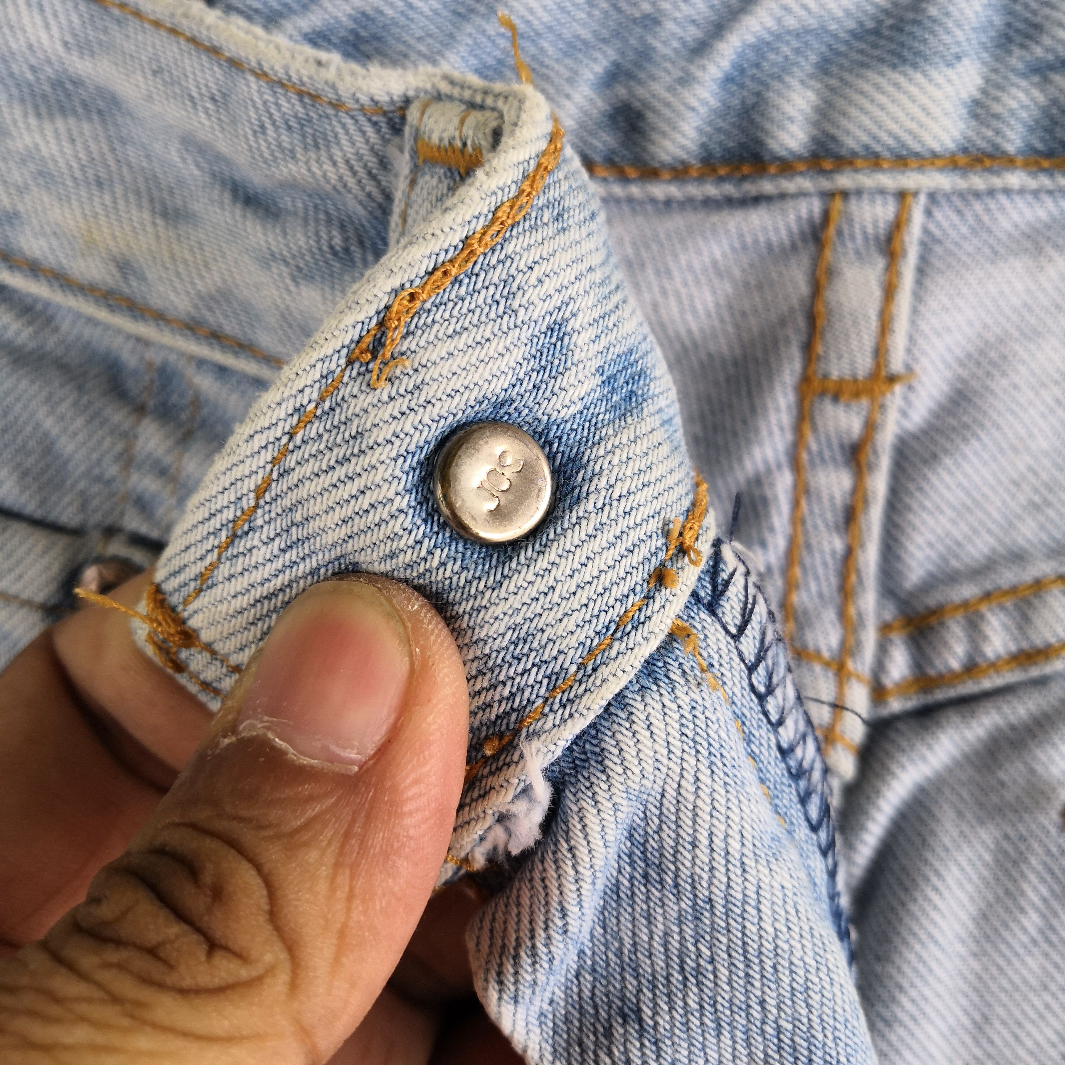 Levi's Vintage Levis Sun Faded Jeans Levi's Light Wash Denim Size 24" / US 00 / IT 34 - 8 Thumbnail