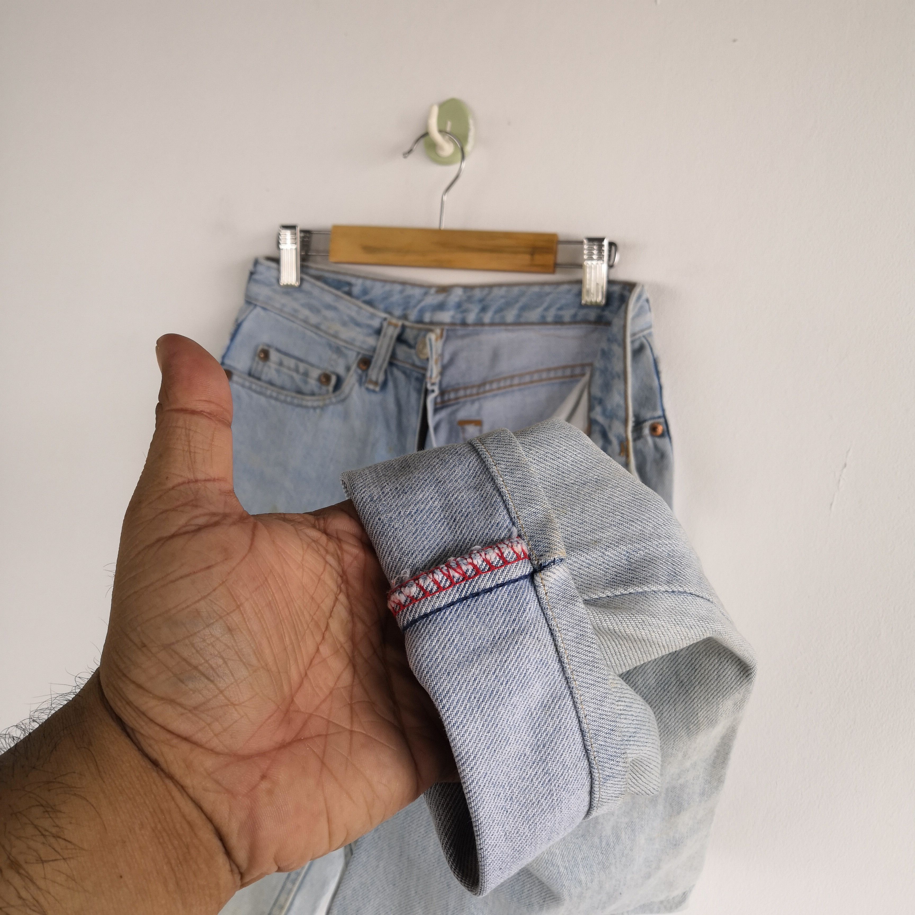 Levi's Vintage Levis Sun Faded Jeans Levi's Light Wash Denim Size 24" / US 00 / IT 34 - 7 Thumbnail