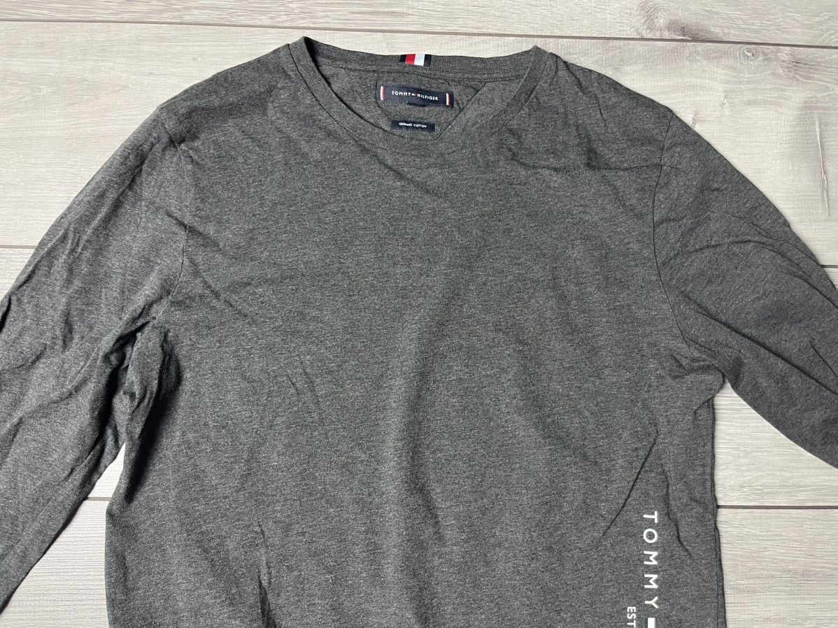 Tommy Hilfiger Tommy Hilfiger long sleeve size Medium Size US M / EU 48-50 / 2 - 3 Thumbnail