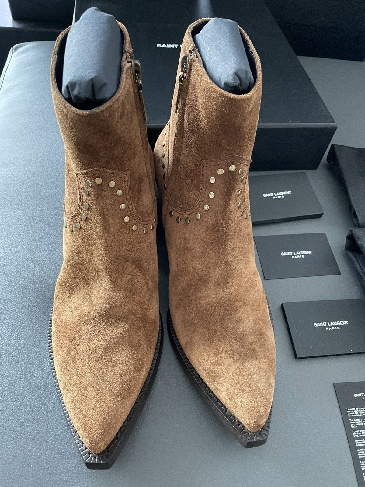 Hedi Slimane × Saint Laurent Paris × Yves Saint Laurent Brand NEW Lukas Florence Studs Suede Leather Western Boots Size US 9.5 / EU 42-43 - 2 Thumbnail