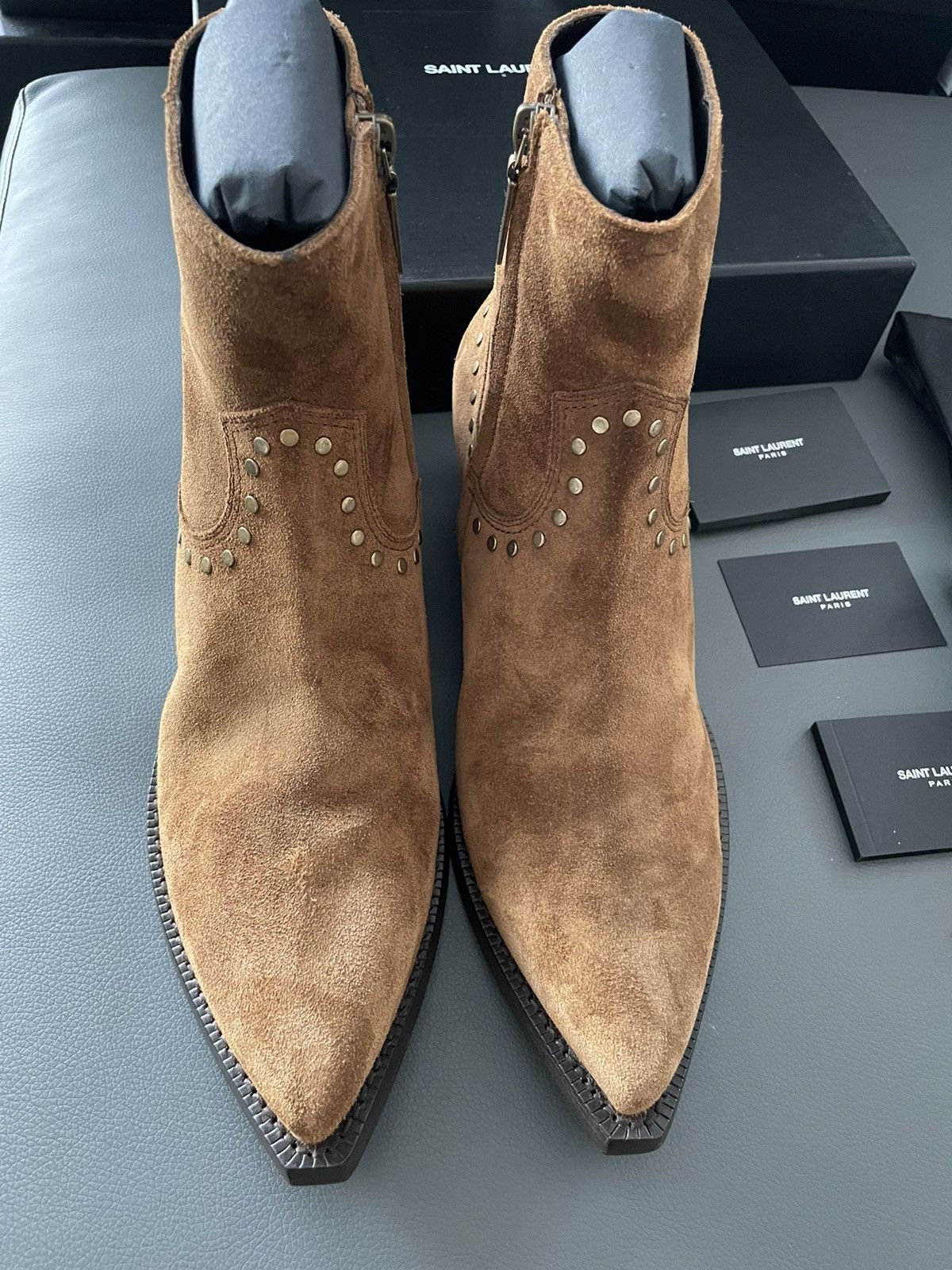 Hedi Slimane × Saint Laurent Paris × Yves Saint Laurent Brand NEW Lukas Florence Studs Suede Leather Western Boots Size US 9.5 / EU 42-43 - 21 Thumbnail