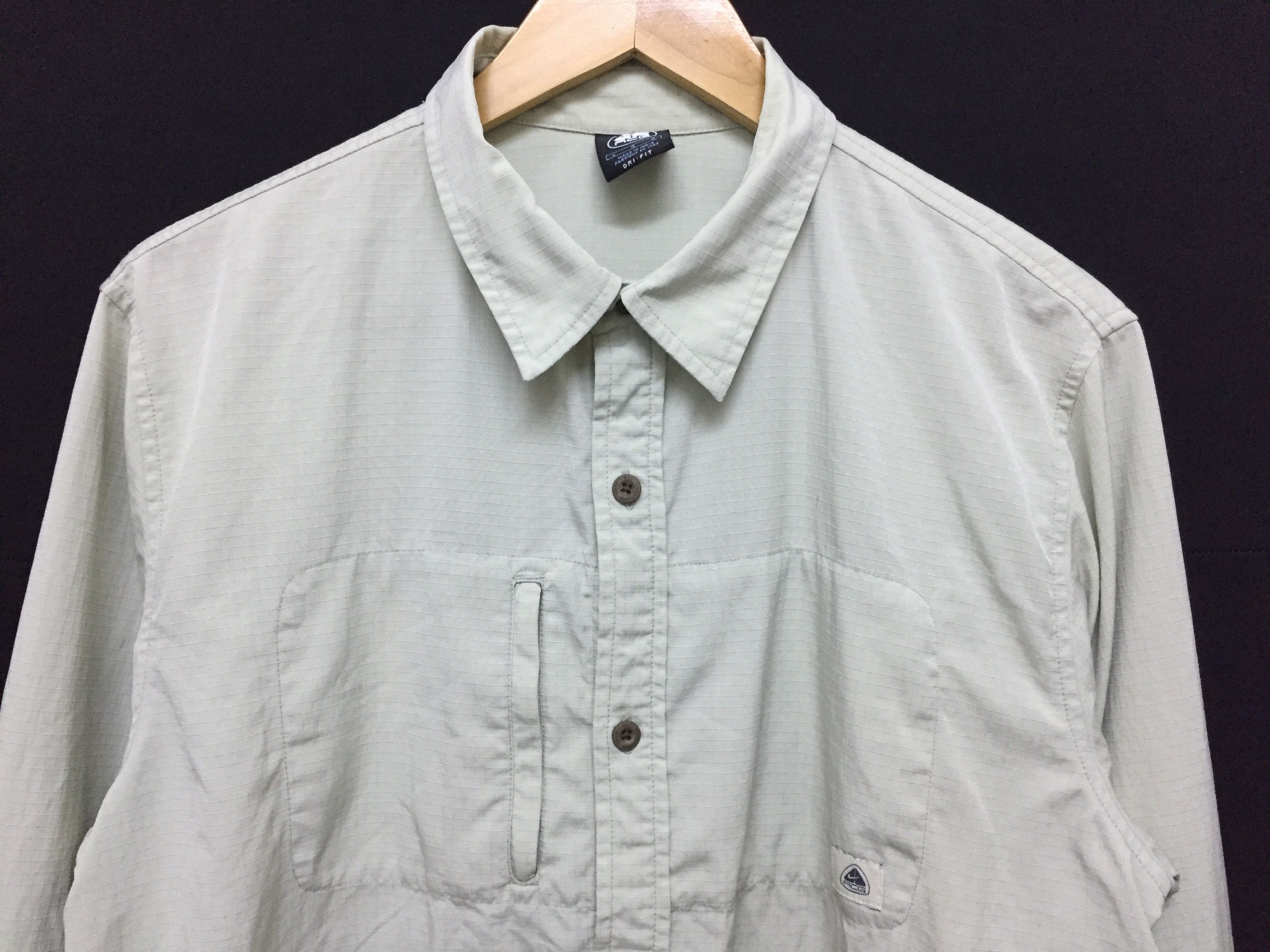 Nike × Nike ACG 90's NIKE ACG Vertical pocket dry fit shirt Size US M / EU 48-50 / 2 - 3 Thumbnail