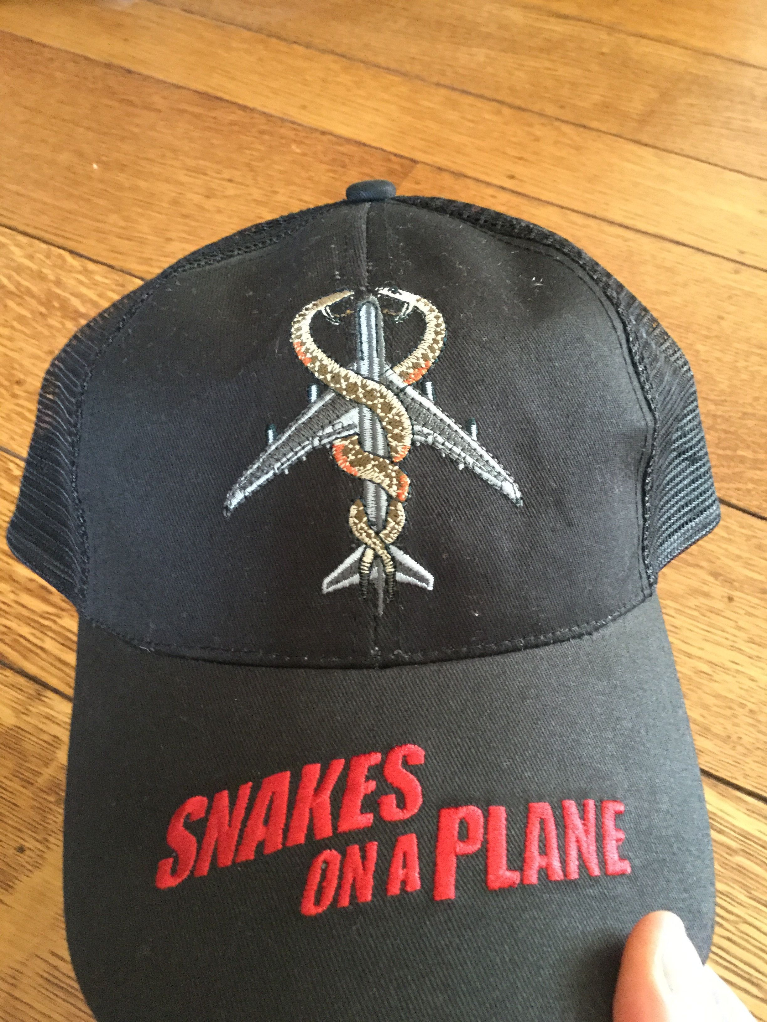Vintage HARD Snakes on a Plane Mesh Trucker Hat Size ONE SIZE - 2 Thumbnail