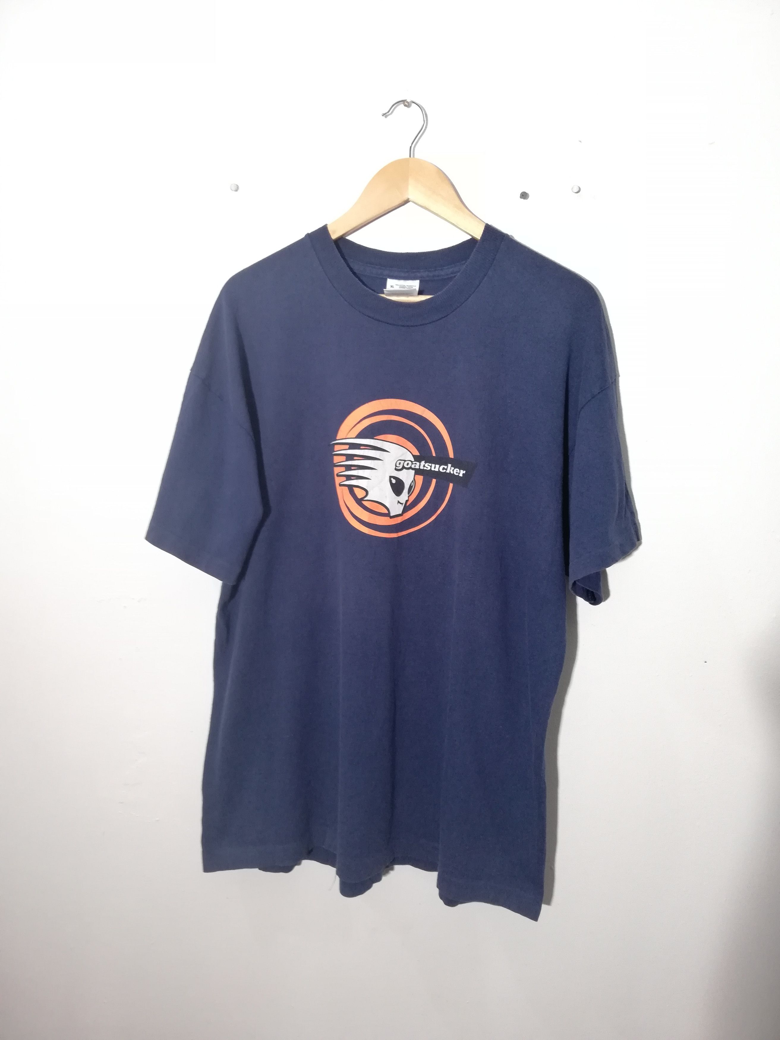 Vintage Vintage 90's Goatsucker Tee Size US XL / EU 56 / 4 - 1 Thumbnail