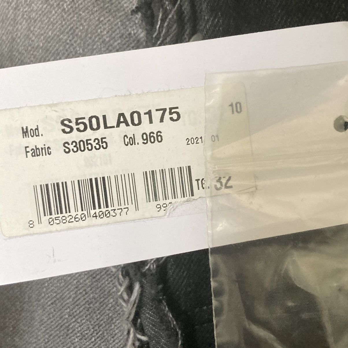 Maison Margiela New Maison Margiela Raw Detail Two Tone Jeans Size 32 Size US 32 / EU 48 - 8 Thumbnail