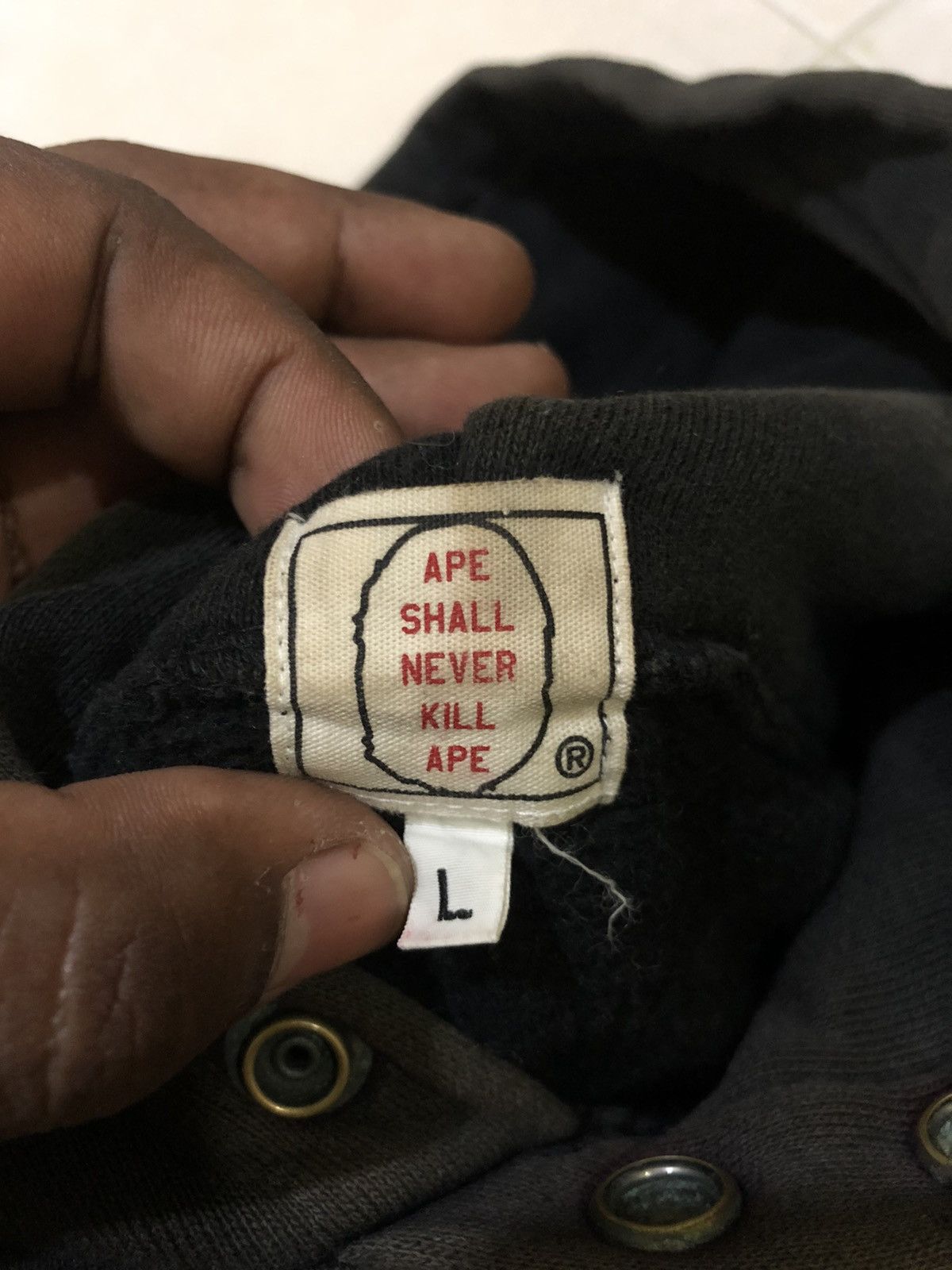 Bape Vintage A Bathing Ape 1993 hoodie sun faded colour Size US L / EU 52-54 / 3 - 14 Thumbnail