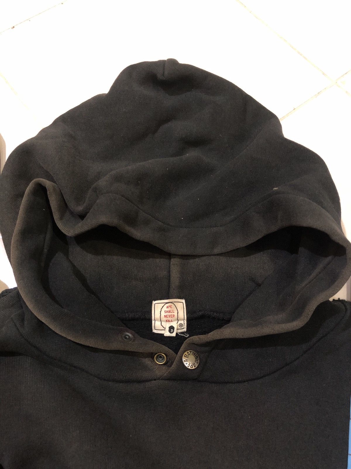 Bape Vintage A Bathing Ape 1993 hoodie sun faded colour Size US L / EU 52-54 / 3 - 20 Thumbnail